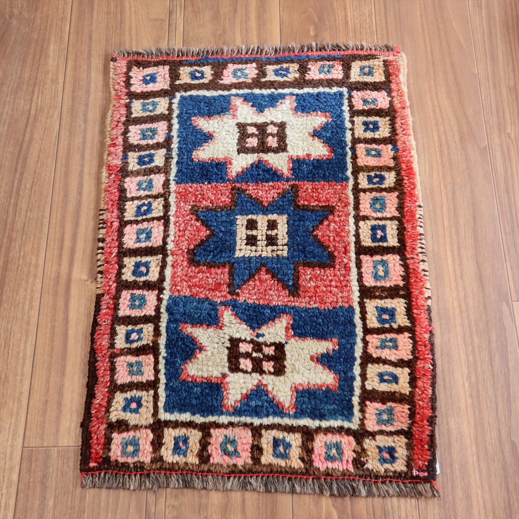 トルコ絨毯　ヤストゥク61×45cm ソロモンの星