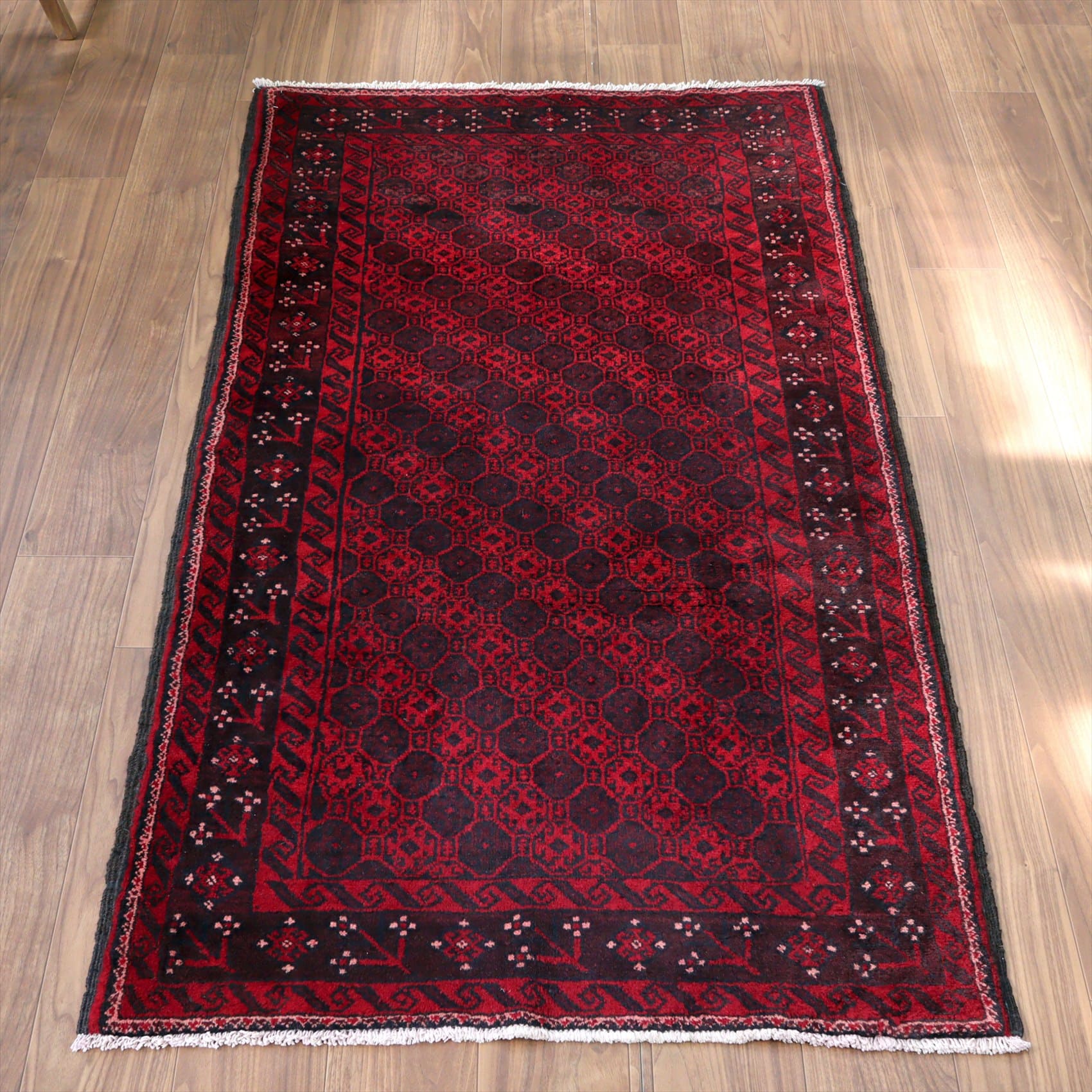 部族絨毯　トライバルラグ178×97cm 連続する幾何学模様　バルーチ