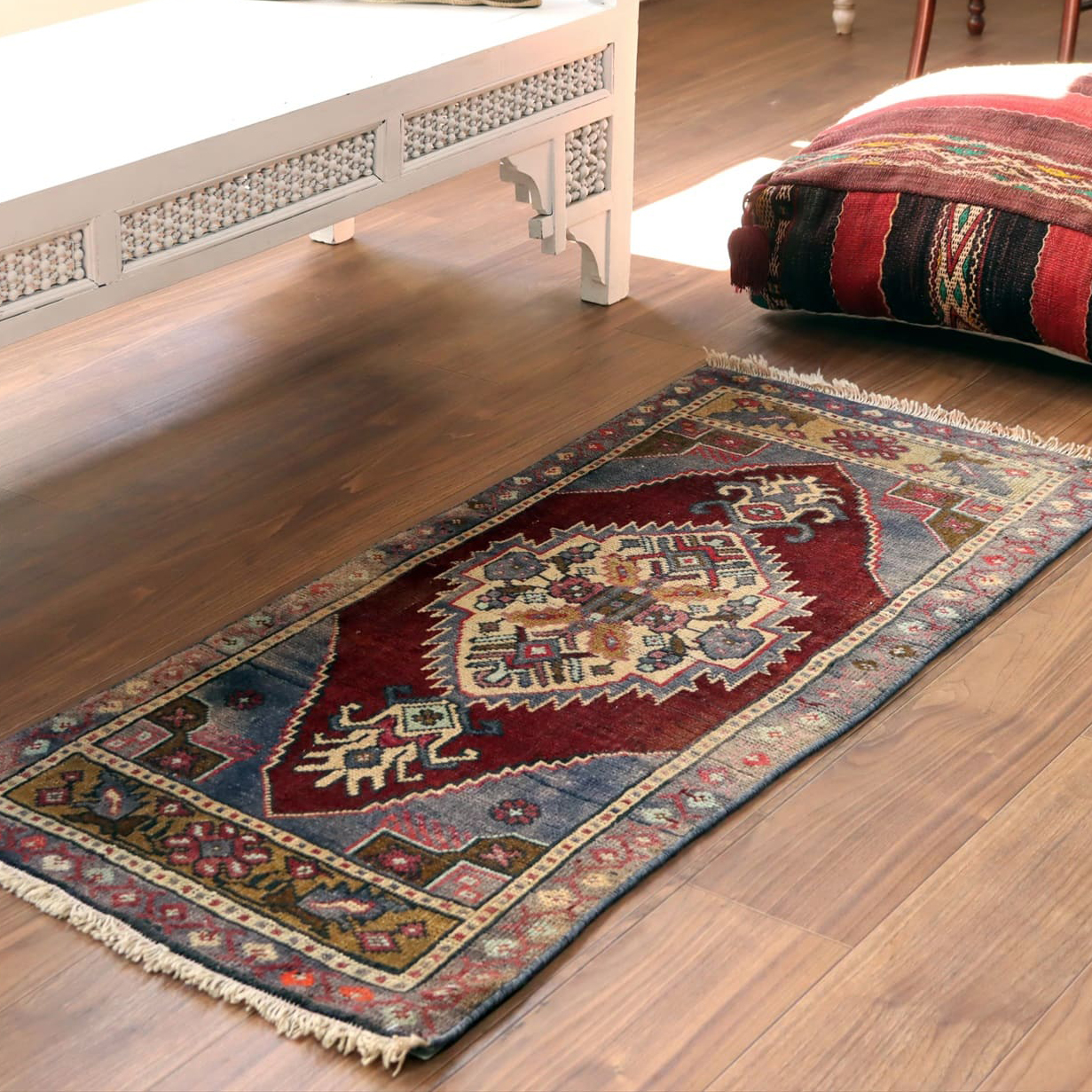 オールドカーペット トルコ絨毯 ヤストゥク123×58cm 六角メダリオン シワス