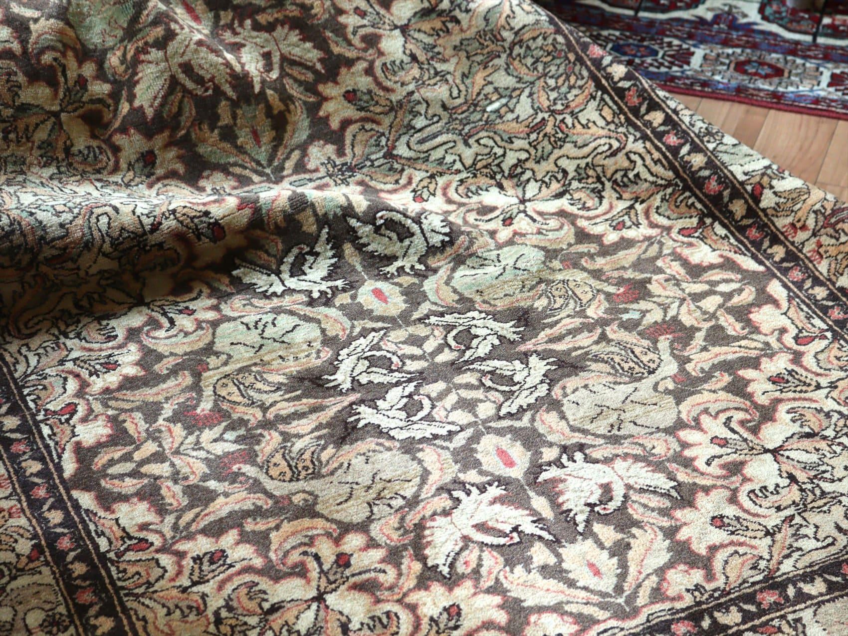 手織り絨毯 バルーチ166×106cm 草花と鳥 / ガラタバザール