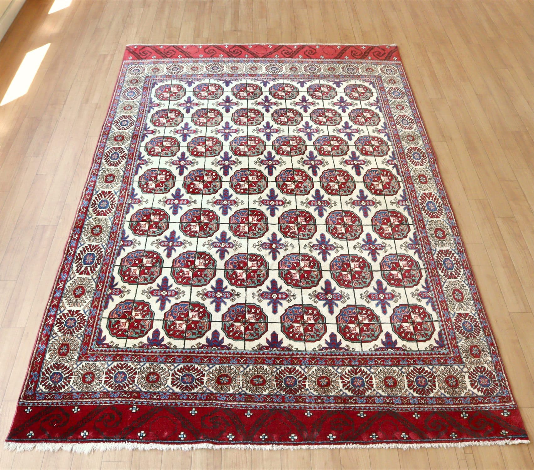 手織り絨毯 マシュハド215×135cm 連なる幾何学模様