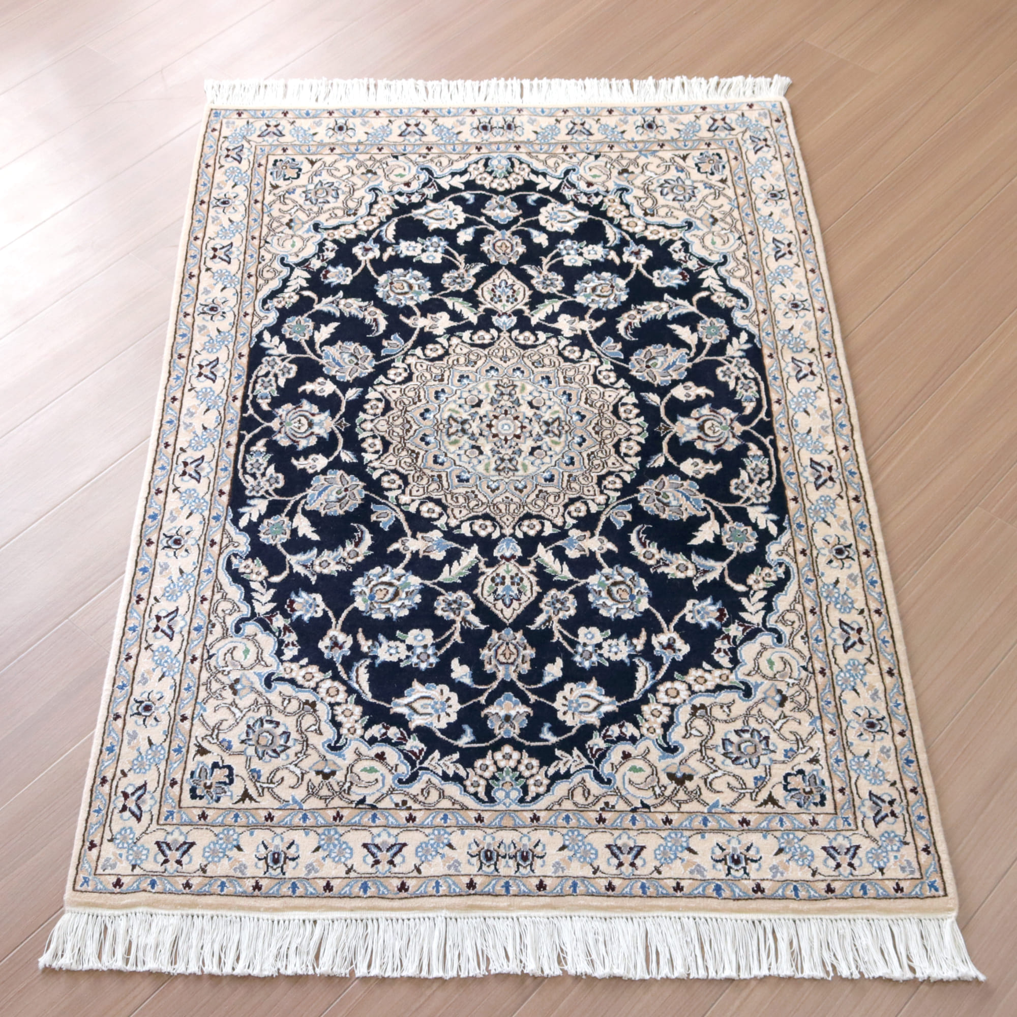 ペルシャ絨毯 ナイン143×96cm Nain 9La