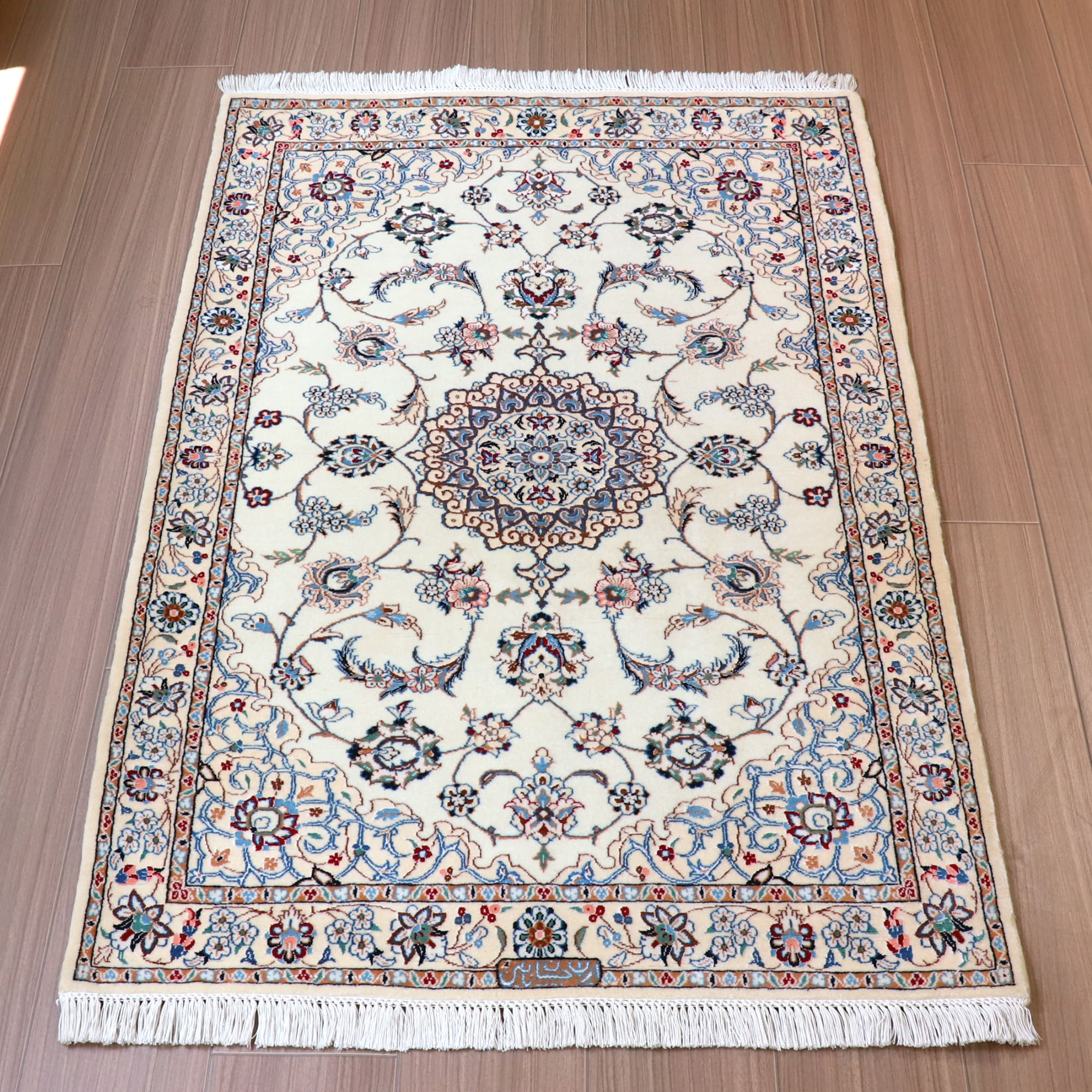 ナイン産ペルシャ絨毯　ハビビアン工房129×80cm Persian Carpet Naein Ｈａｂｉｂｉｙａｎ