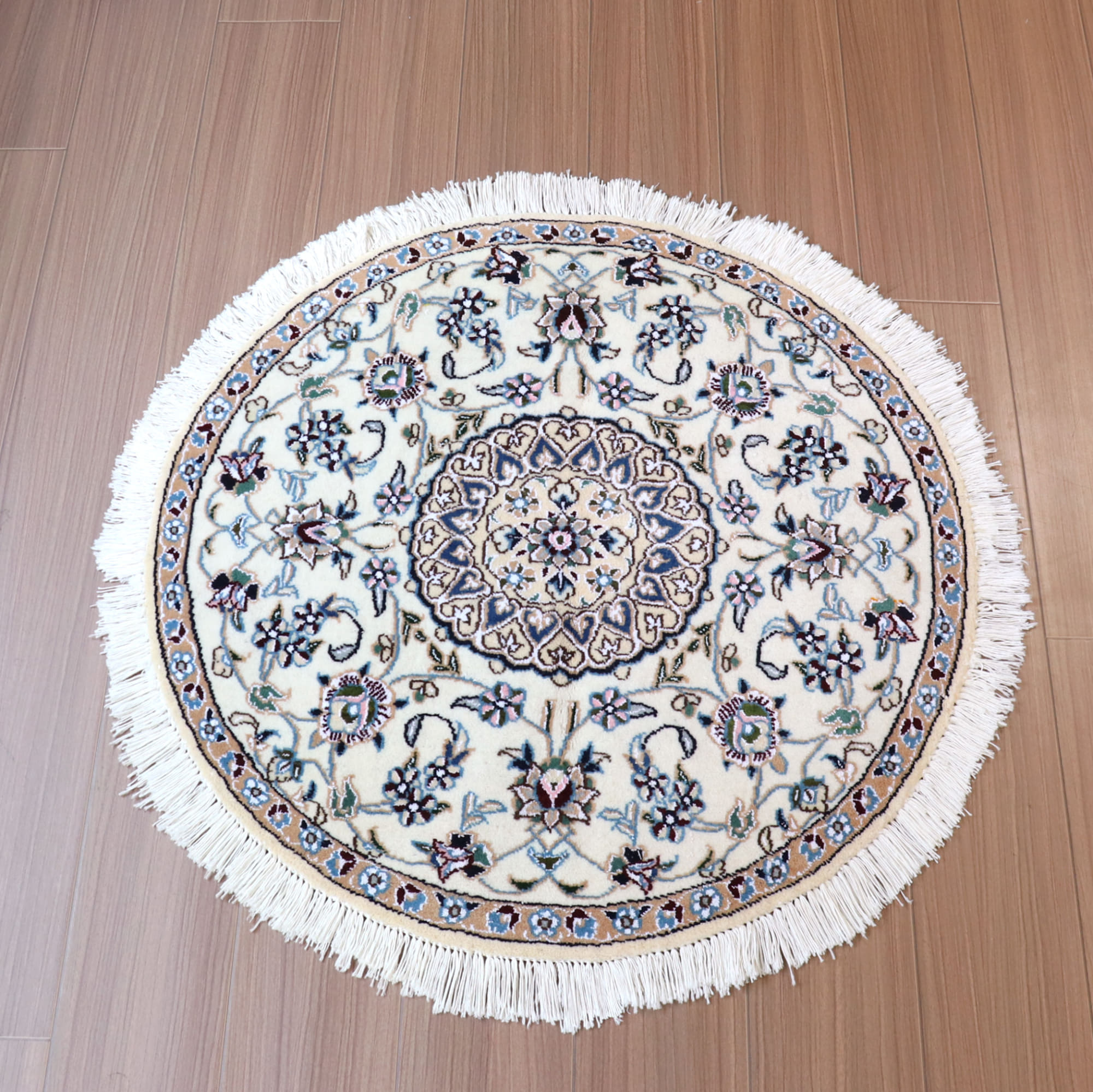 ペルシャ絨毯　ナイン産 9L　円形83×83cm アイボリー 花のアラベスク