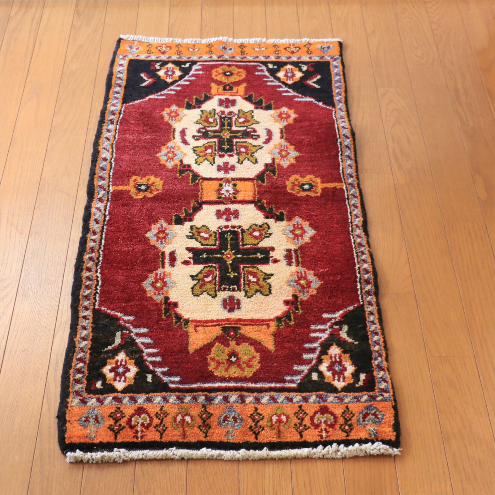 トライバルラグ ヤストゥク トルコ手織り絨毯104×52cm シワス地方　伝統柄