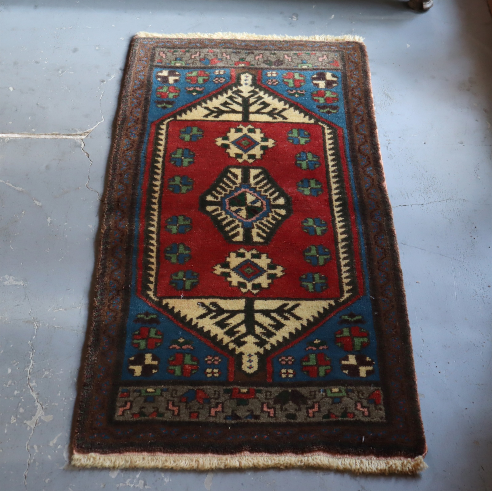 トルコ絨毯　ヤストゥク110×53cm カラプナル