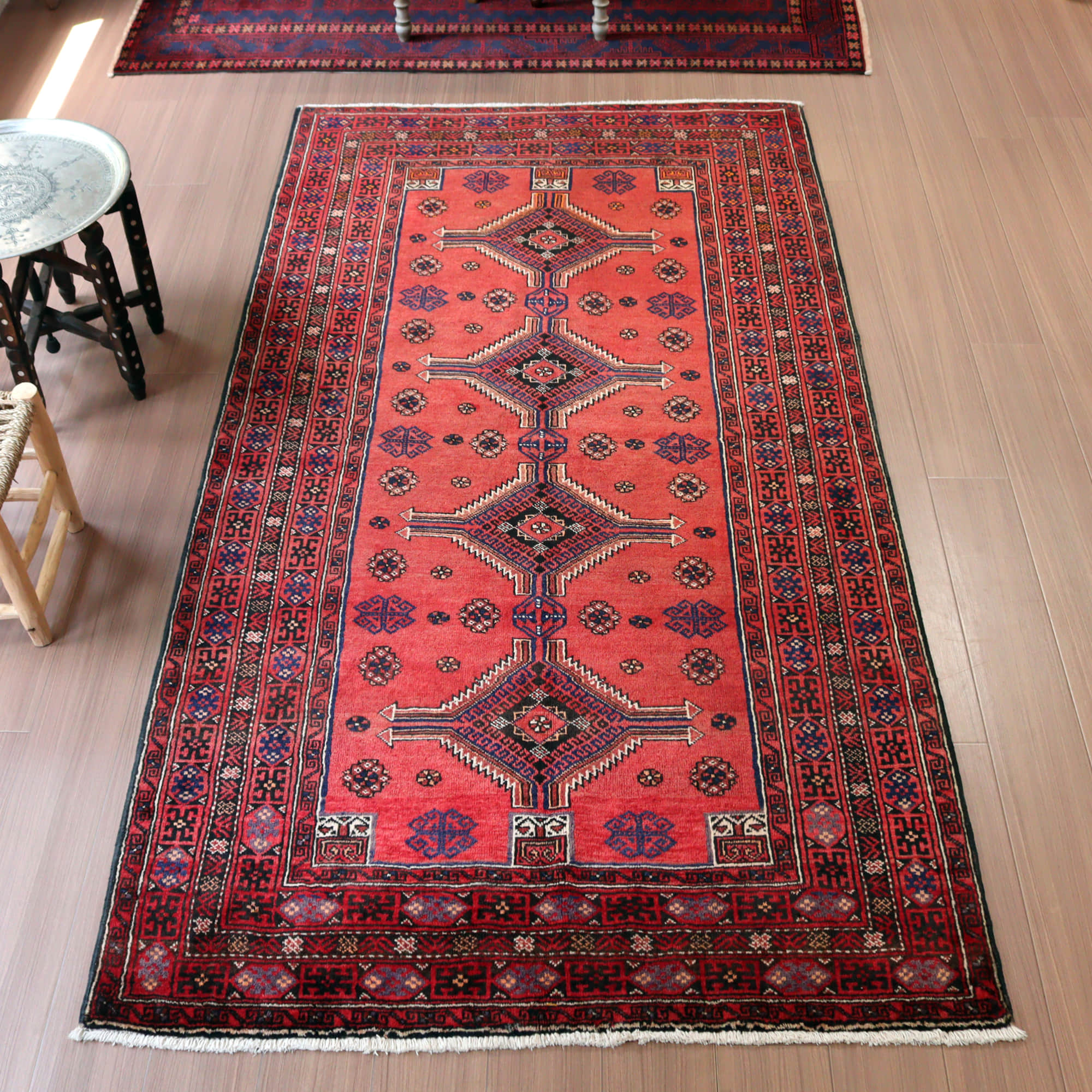 部族絨毯 バルーチ247×125cm ４つのメダリオン