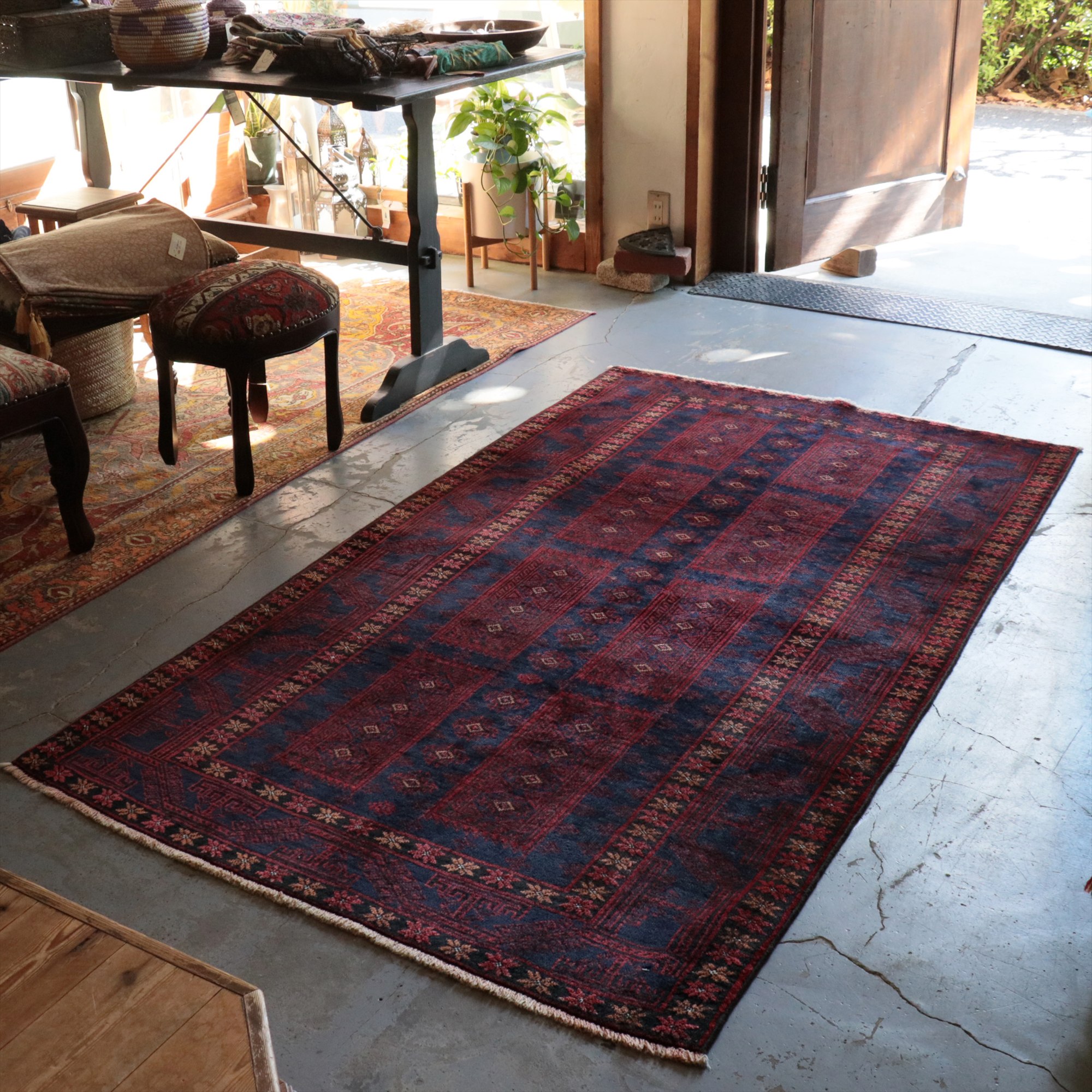 手織り絨毯 バルーチ200×115cm ネイビー&レッド