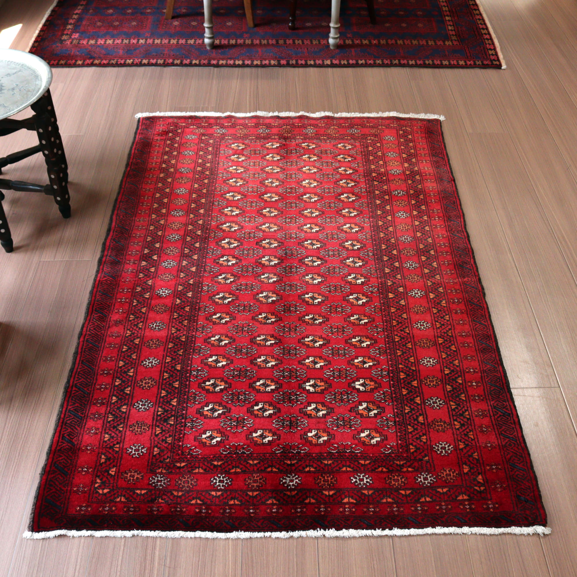 バルーチ イランの手織り絨毯170×110cm 連なる幾何学模様