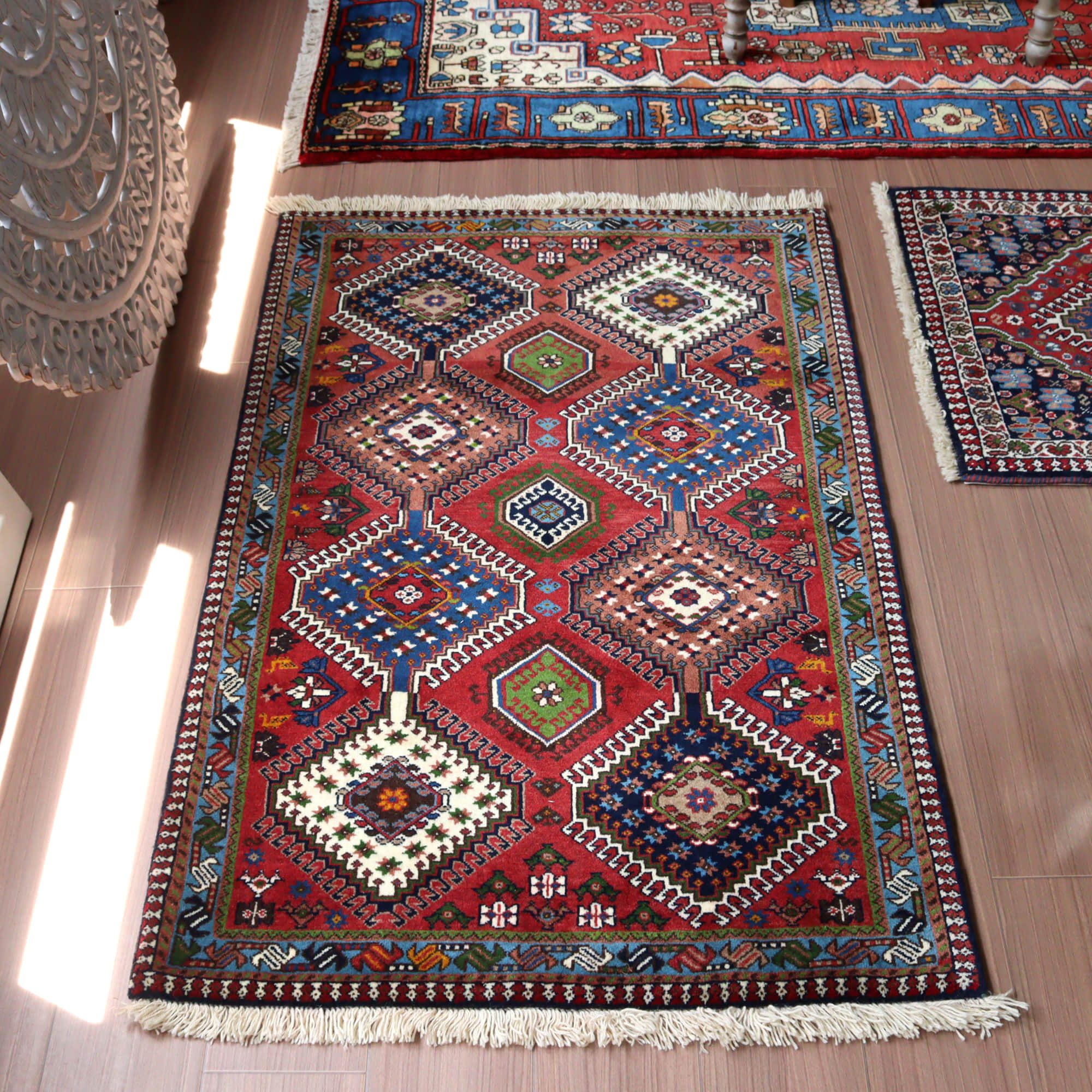 部族絨毯 イラン南部 ヤラメ127×80cm 連なるメダリオン