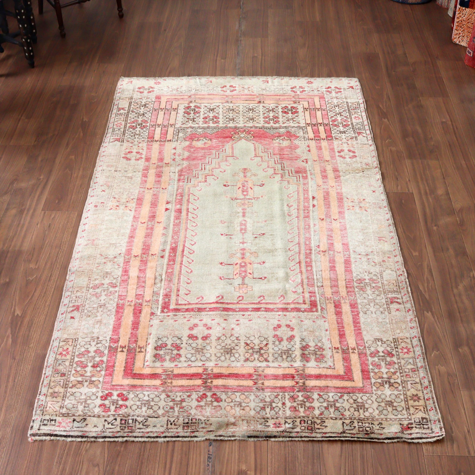 トルコ絨毯 シワス213×124cm 色褪せたミフラープ