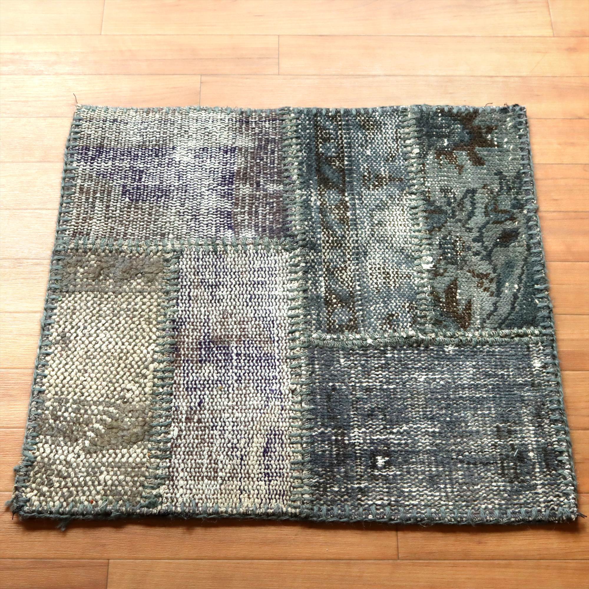 パッチワークラグ ミニフラグメント57×56cm グレー