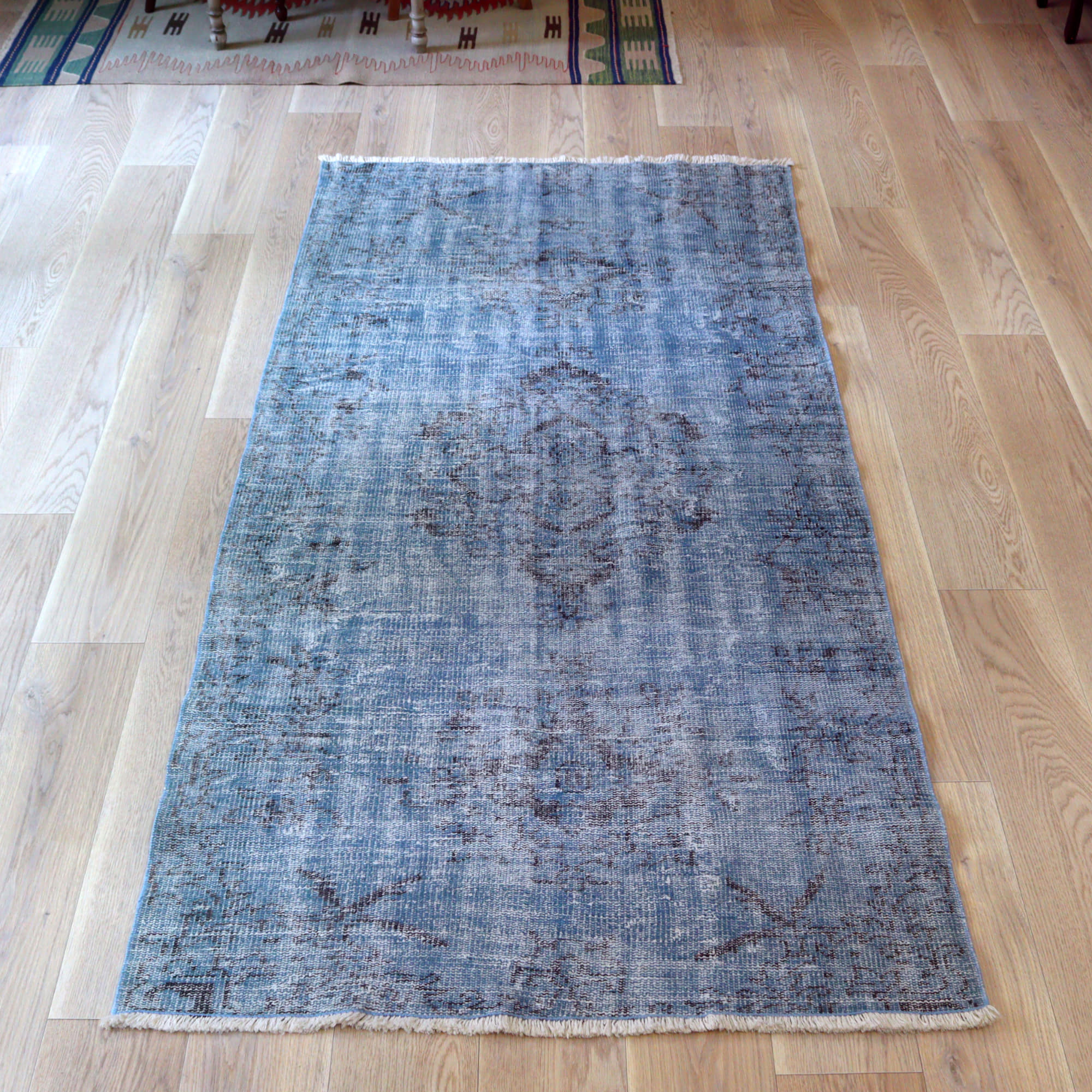 オーバーダイド ヴィンテージラグ ライトブルー220×110cm トルコ手織り絨毯 アップサイクル