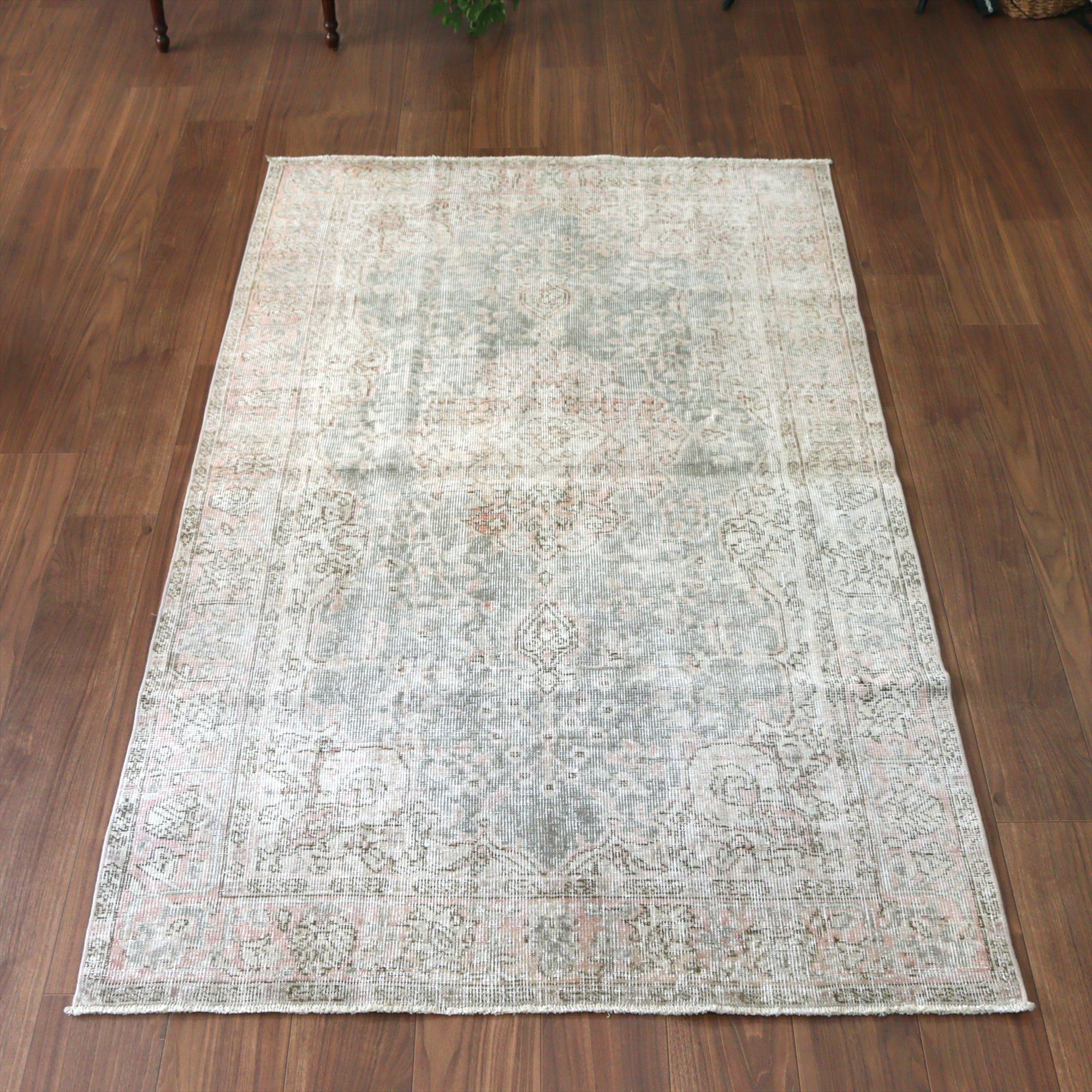 オールドラグ ヴィンテージウォッシュ193×116cm ウスパルタ 花のメダリオン