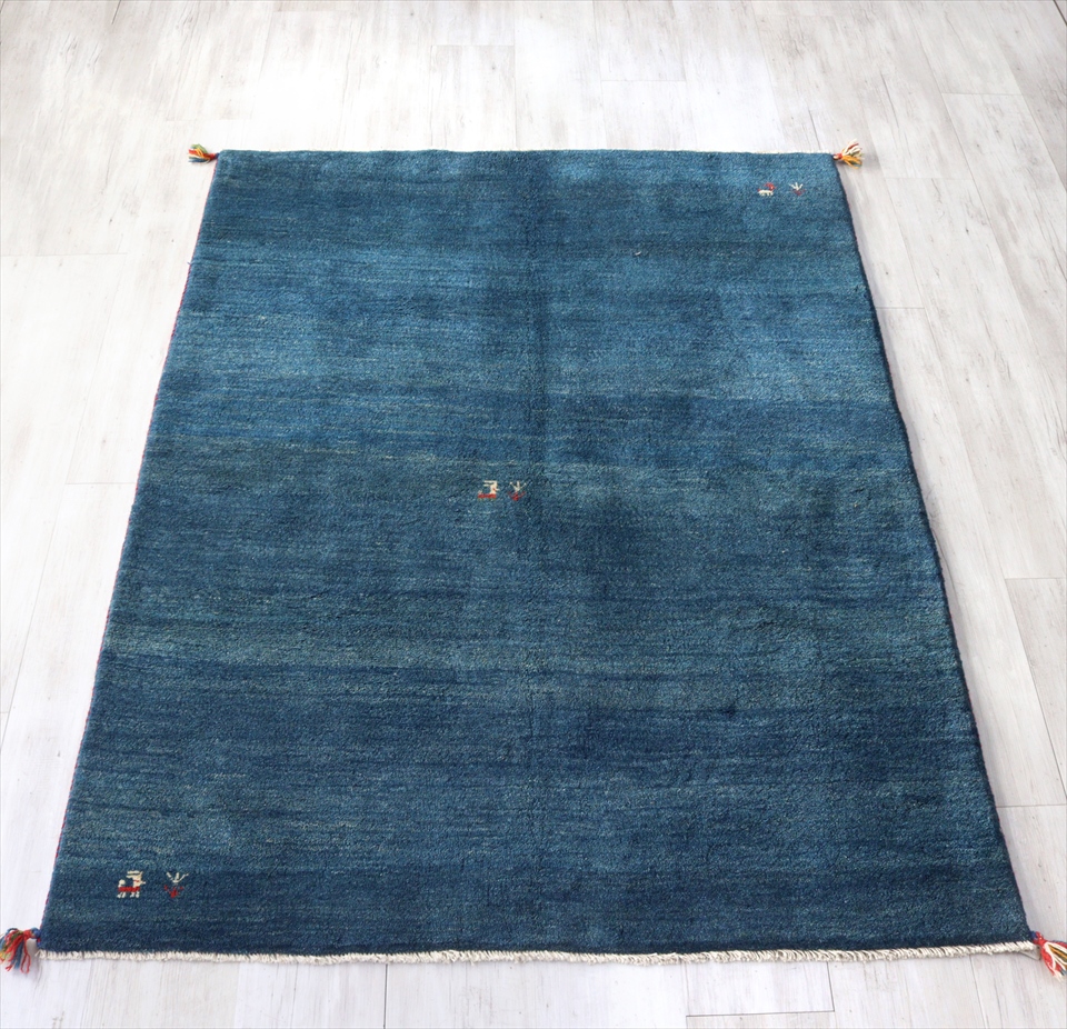 ギャッベ　イラン製　カシュガイ族手織り　センターラグサイズ200×156cm ブルー　動物と植物モチーフ