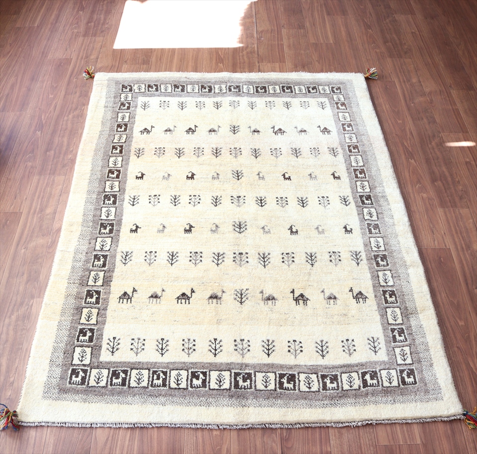 ギャッベ　イラン製手織りラグ207×150cm ナチュラルアイボリー＆ブラウン　ラクダ