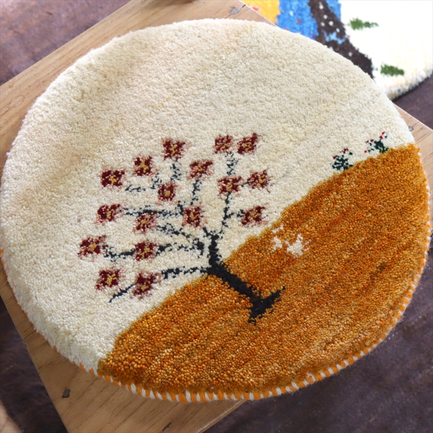 ギャッベ 円形　イラン産手織りギャベφ39cm ザクロの樹の風景