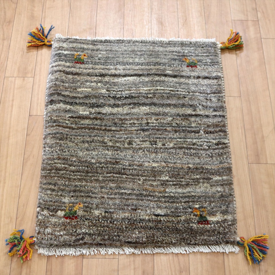 ギャッベ ミニサイズ57×41cm ヤギと生命の樹