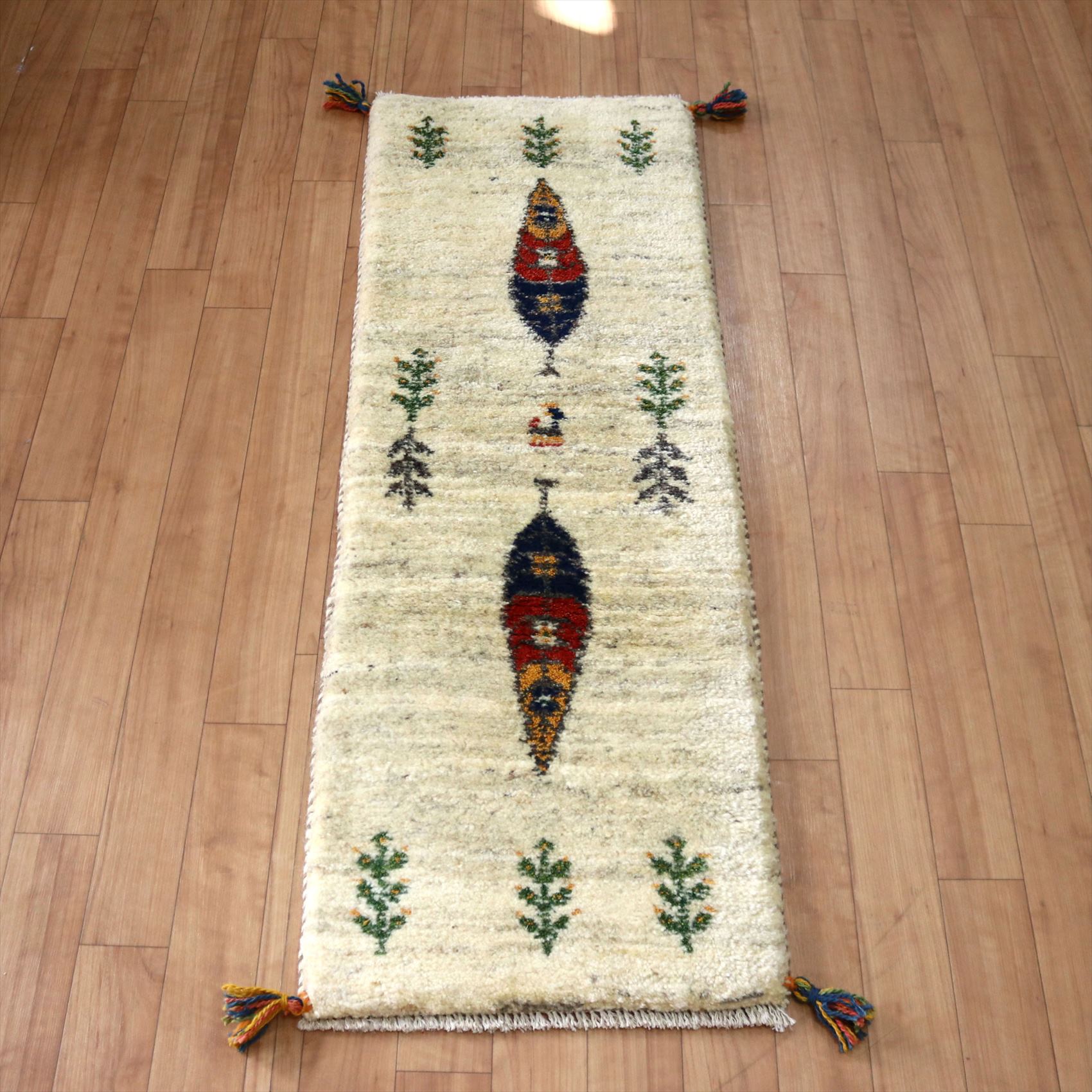 カシュカイ族の手織りラグ ギャッベ115×40cm シメントリーデザイン 糸杉の樹