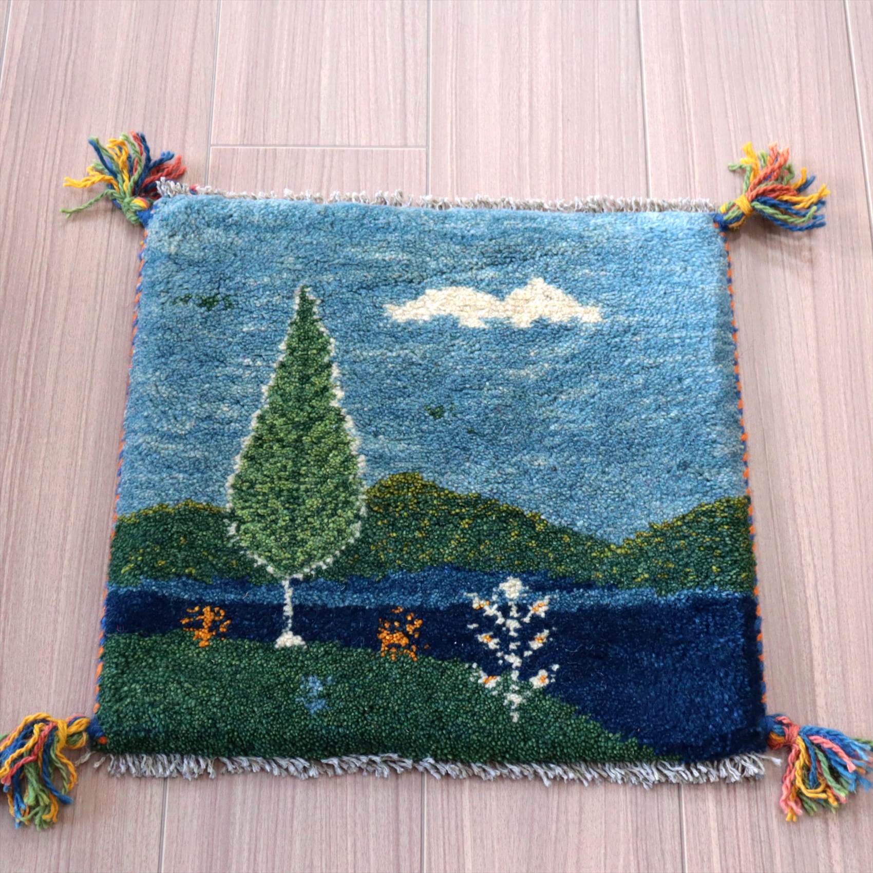 遊牧民の手織りギャッベ　39×40cm イラン産　ブルー　風景