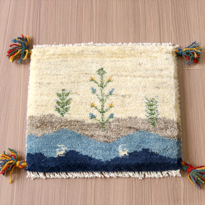 ギャッベ 遊牧民の手織りラグ35×38cm 生命の樹と動物 風景画
