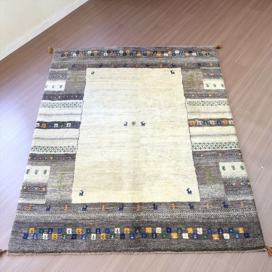 イラン　カシュカイ族　手織りギャッベ233×177cm ナチュラル＆グレー