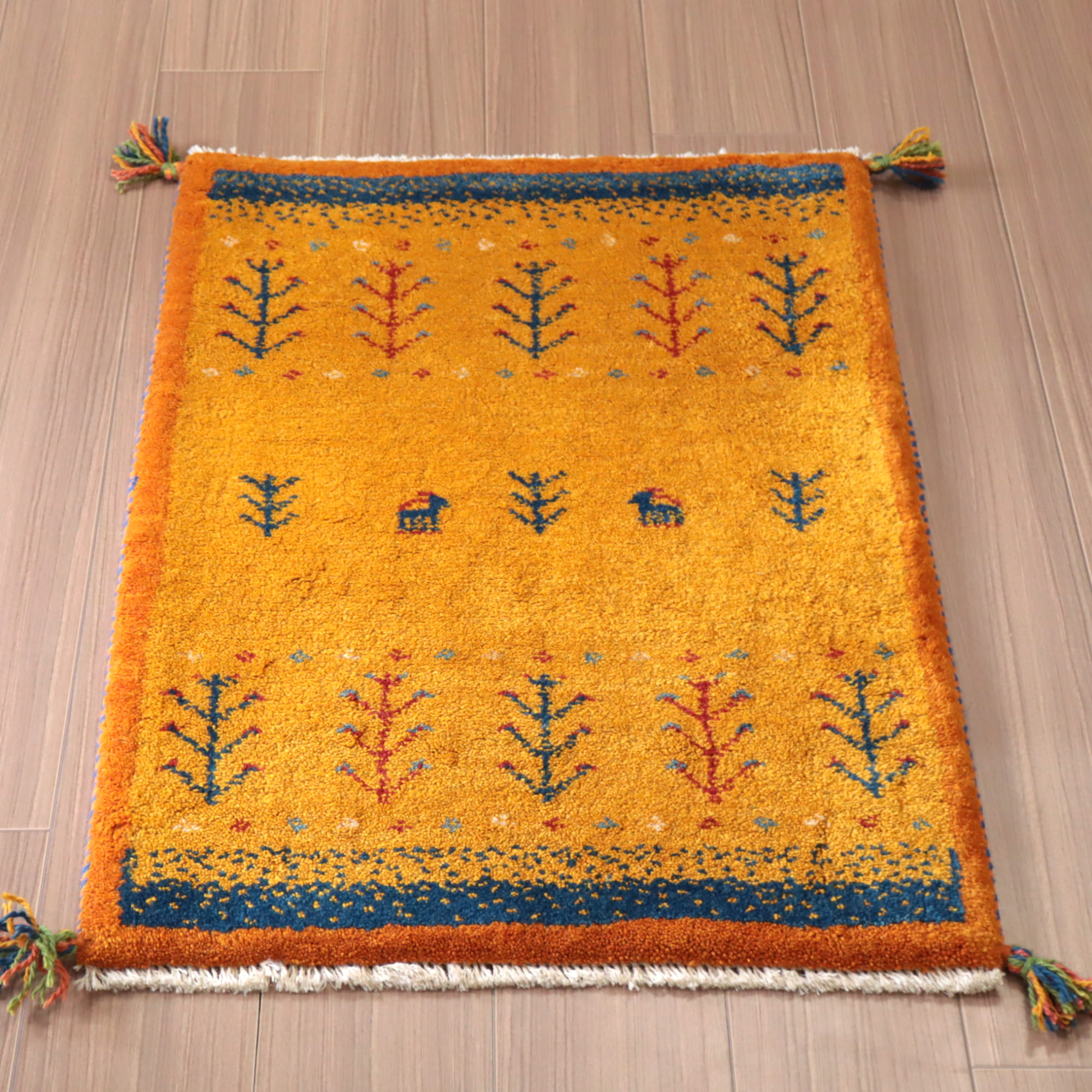 ギャッベ　イラン産手織り　88×62cm 玄関マット　明るいオレンジ