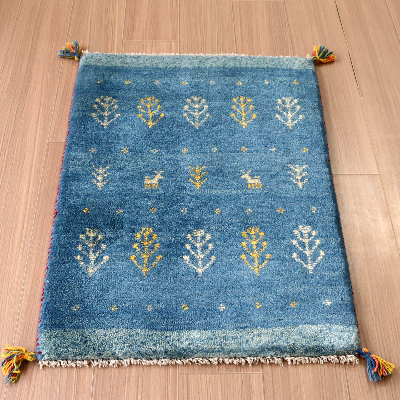 ギャベ　イラン製手織りラグ　玄関マット90×60cm 生命の樹　ブルー