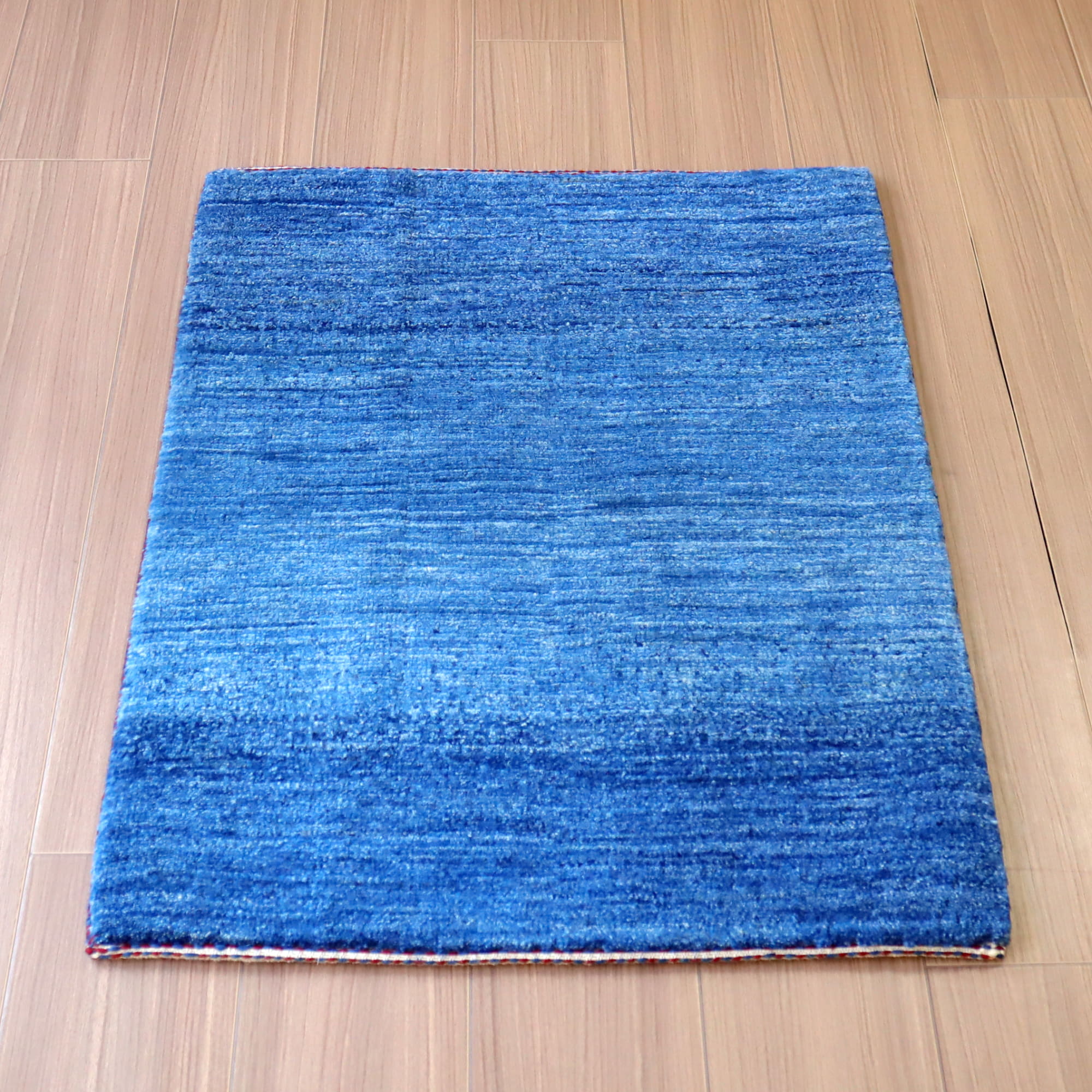 イラン産手織りギャッベ　バナフシェ85×61cm 明るいブルーグラデーション