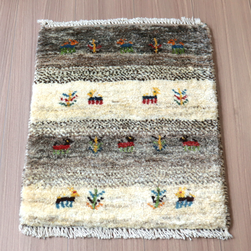 ミニギャッベ　イランの手織りラグ GABBEH56×42cm グレー　アイボリー