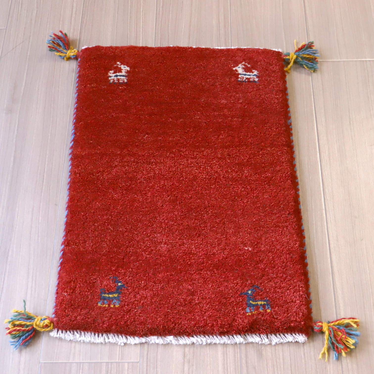 ギャッベ 手織り イラン産 58x40cm レッド　赤　シンプル　無地