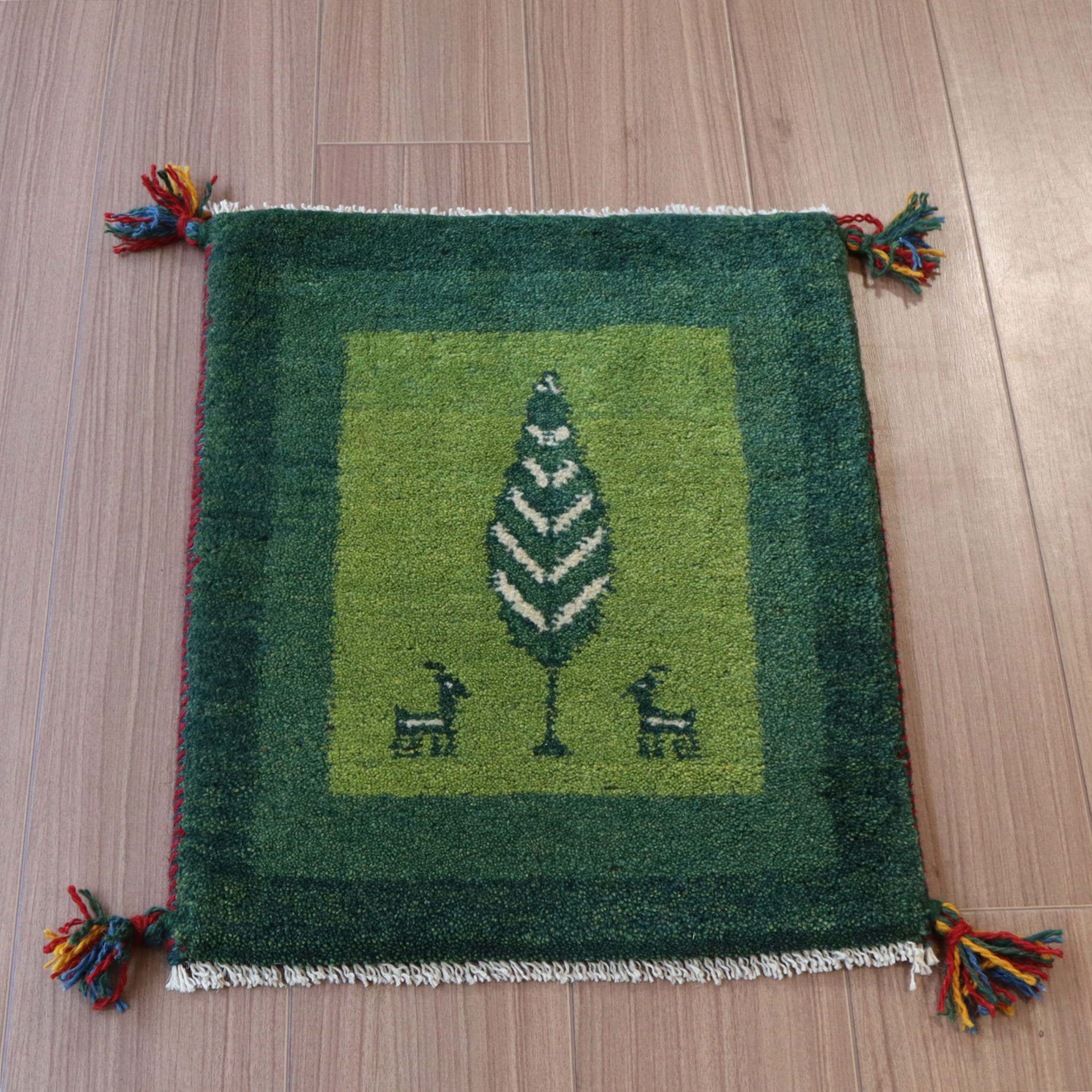 ギャッベ イランの手織りラグ GABBEH 56x42cm グリーン