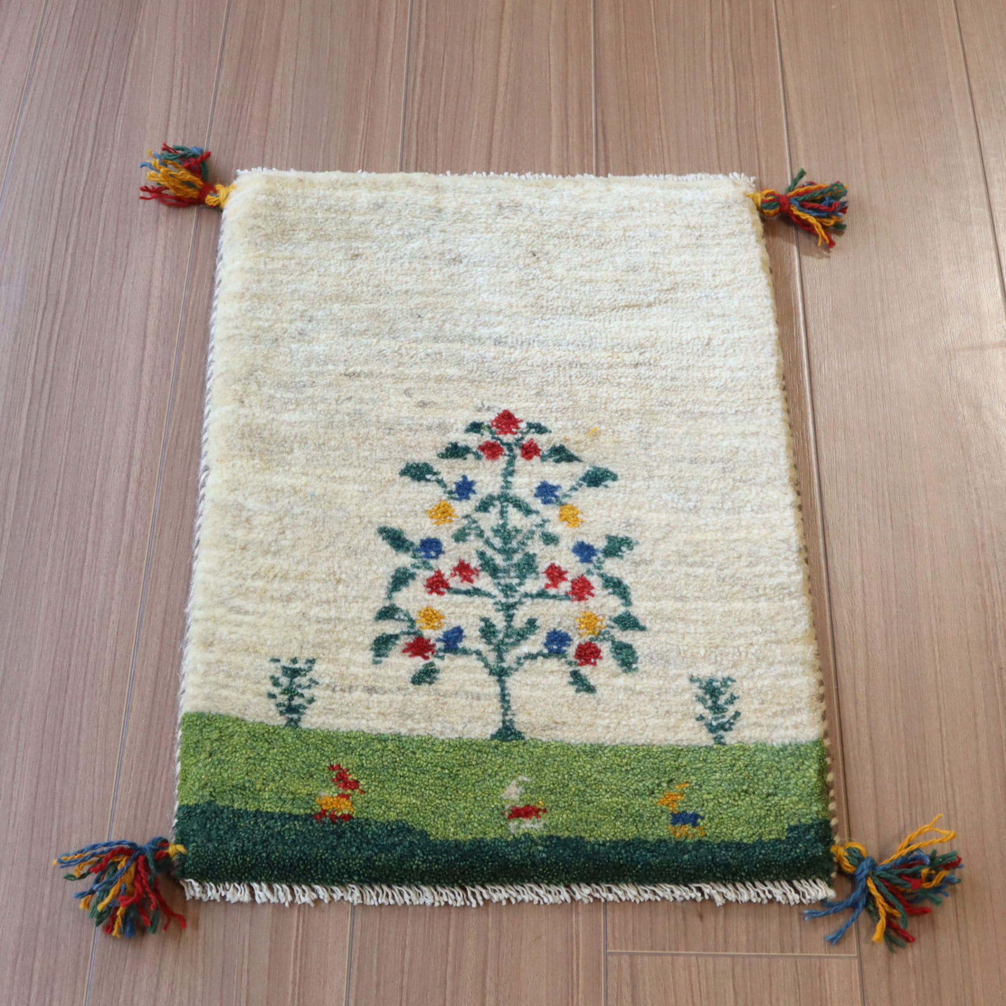 ギャッベ イランの手織りラグ GABBEH 60x41cm ナチュラルアイボリー