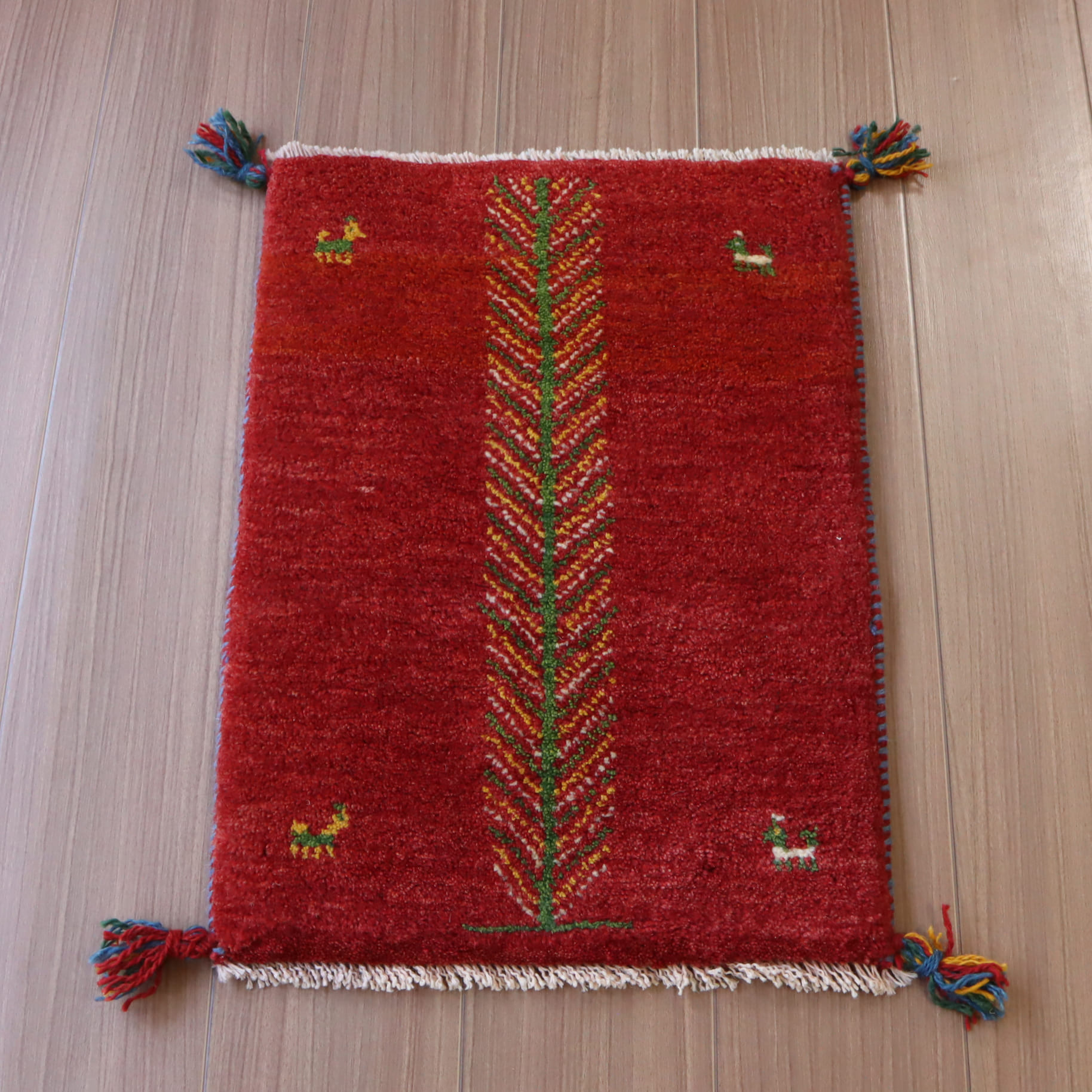 ギャッベ イランの手織りラグ GABBEH 60x42cm レッド