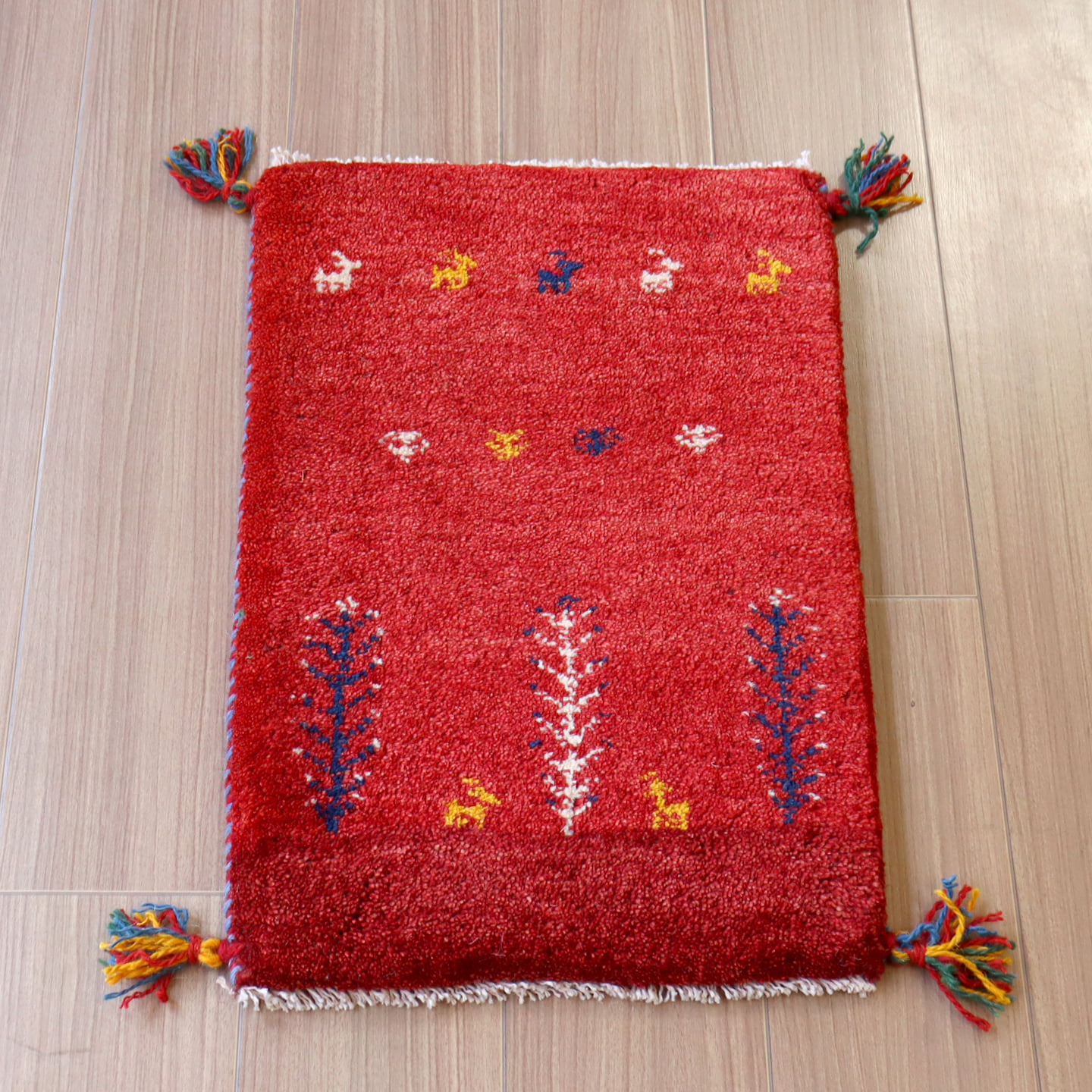 【15%OFF】ギャッベ ミニギャベ イラン　 59x42cm レッド　草花と動物モチーフ