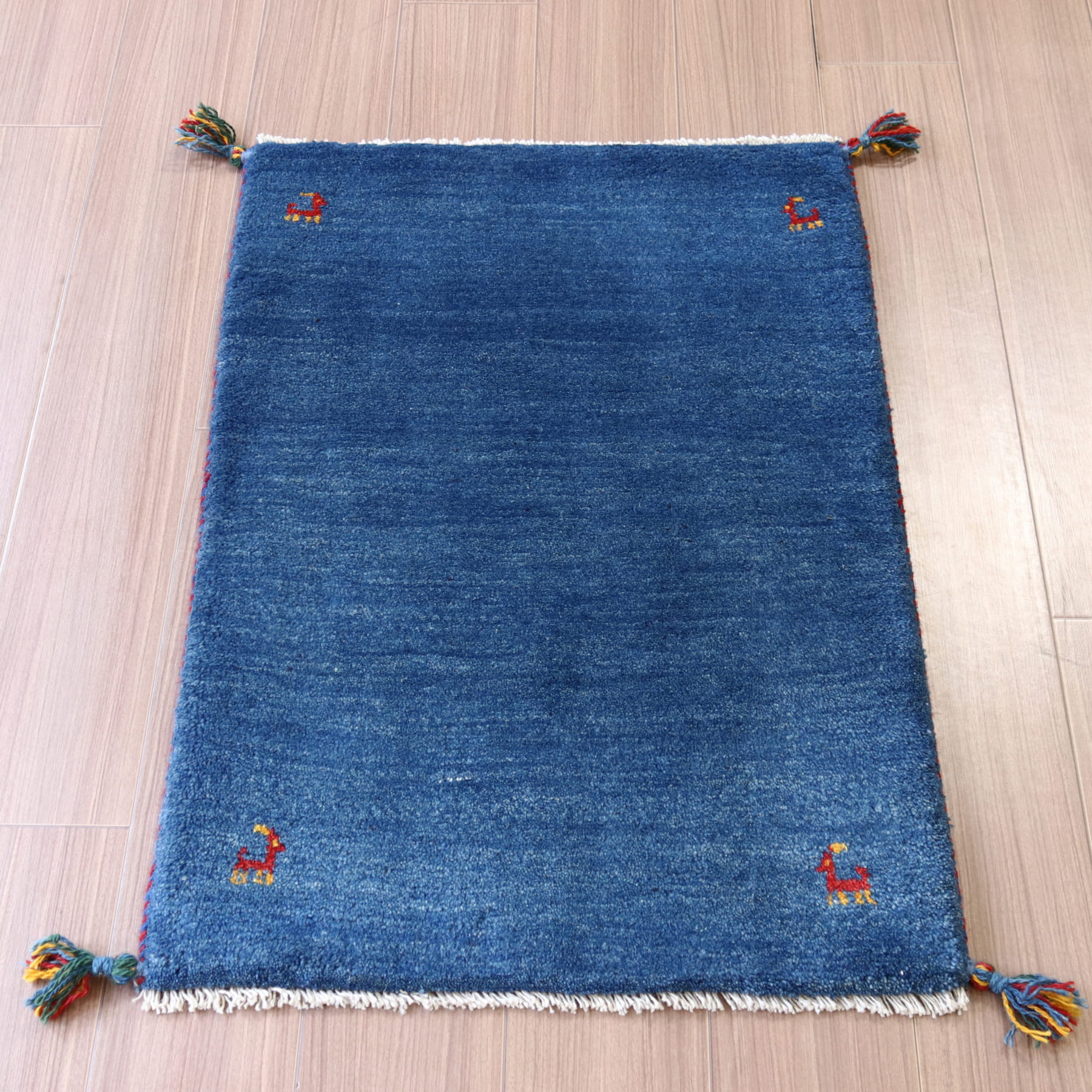 【15%OFF】ギャッベ イラン産手織り 90x62cm 玄関マット　ブルー　無地　シンプル