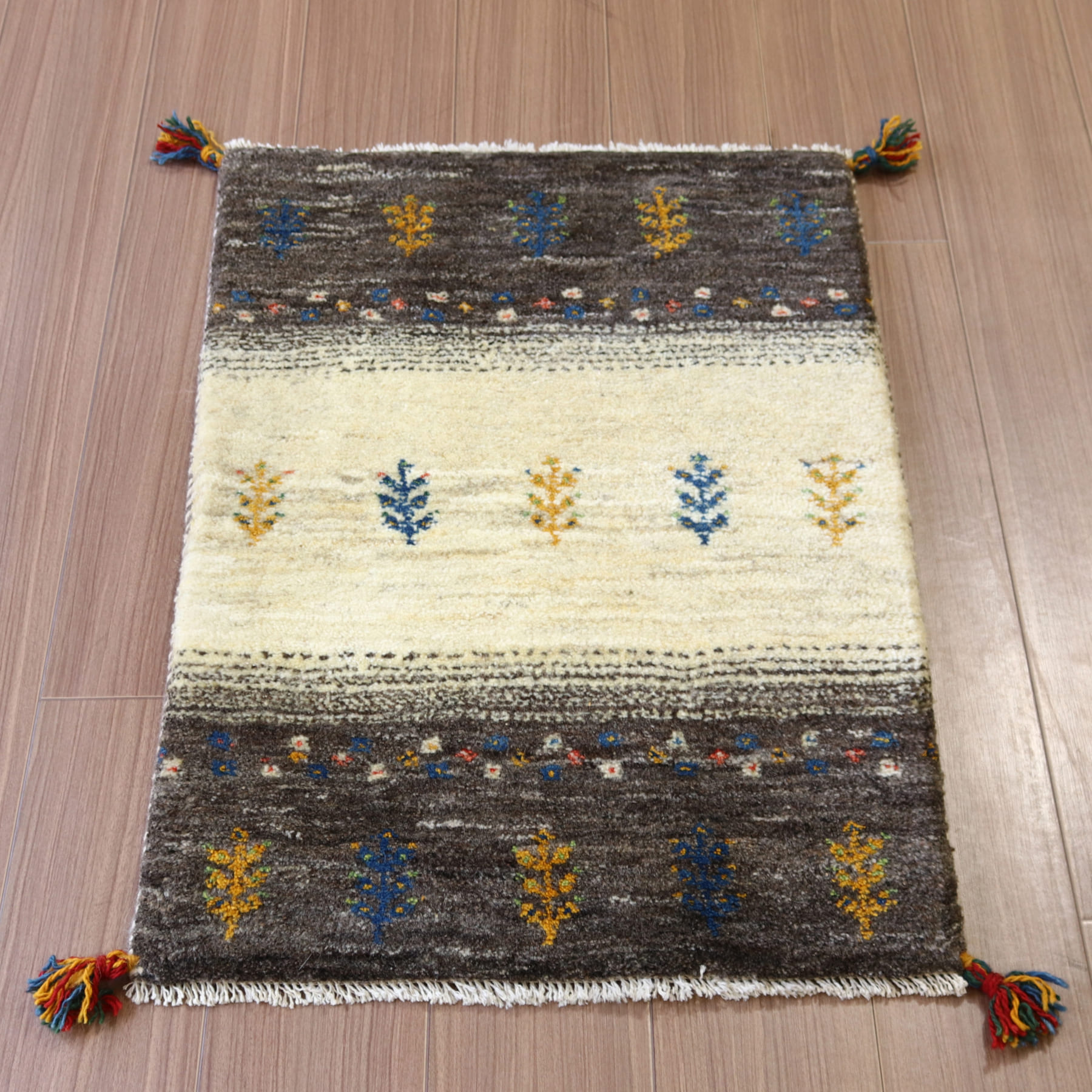 【15%OFF】ギャッベ イラン産手織り 90x58cm アイボリー＆グレー　玄関マット