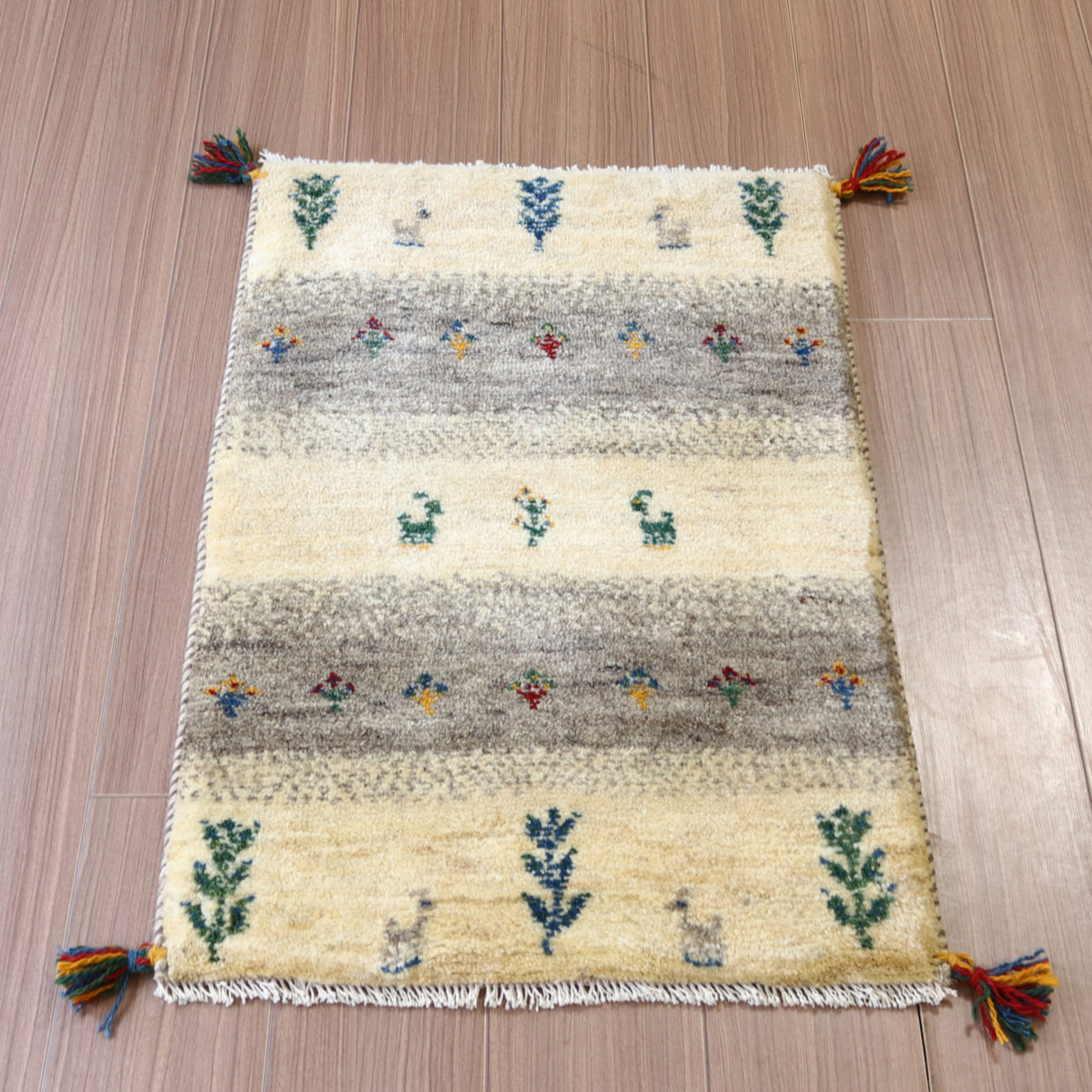 【15%OFF】ギャッベ イラン産手織り 86x58cm ナチュラルアイボリー＆グレー　玄関マット
