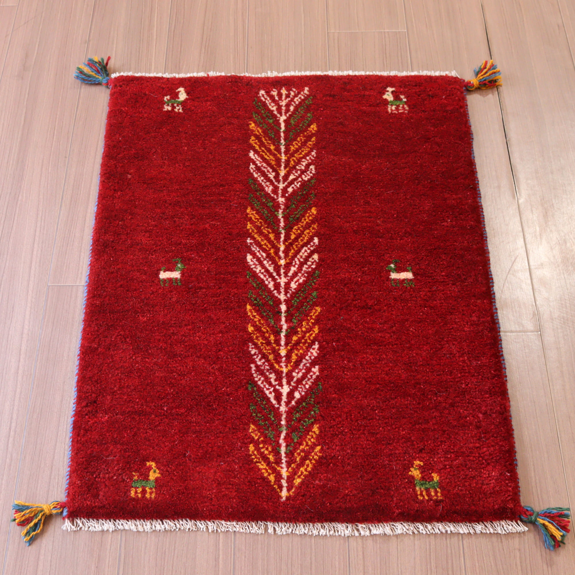 【15%OFF】ギャッベ 手織り イラン産 88x62cm レッド 生命の木
