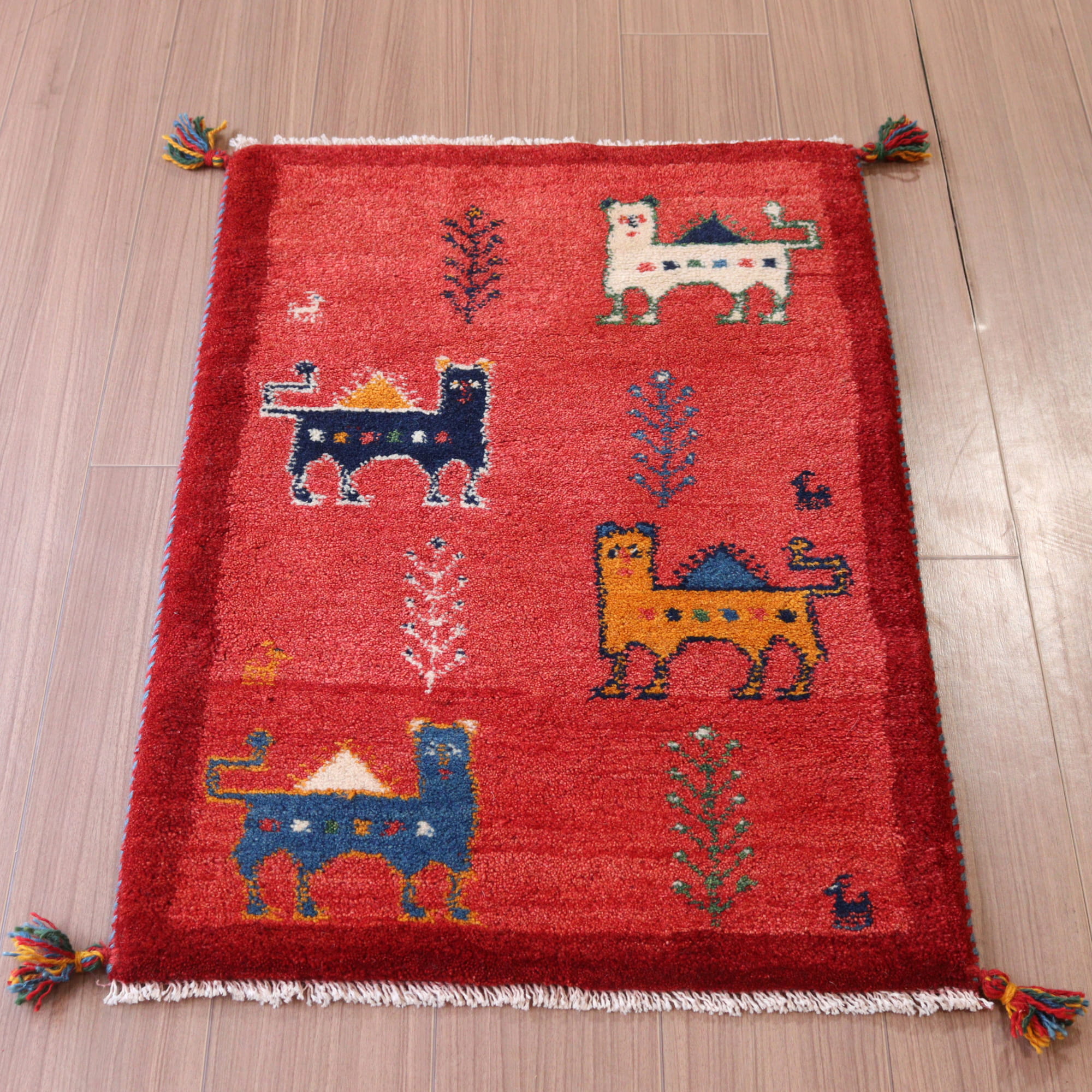 【15%OFF】ギャッベ 手織り イラン産 90x62cm ラクダと生命の木 レッド