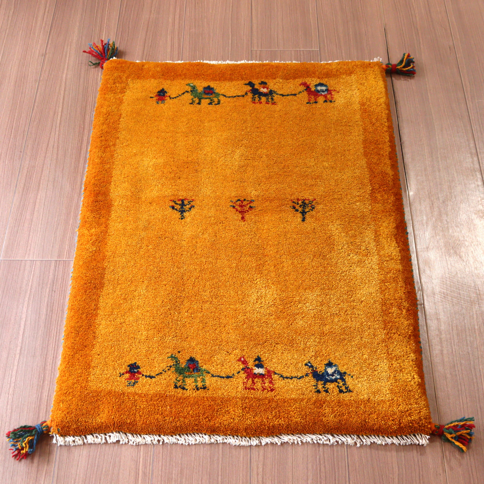 【15%OFF】ギャッベ 手織り イラン産 90x62cm 玄関マット ラクダのキャラバン イエロー