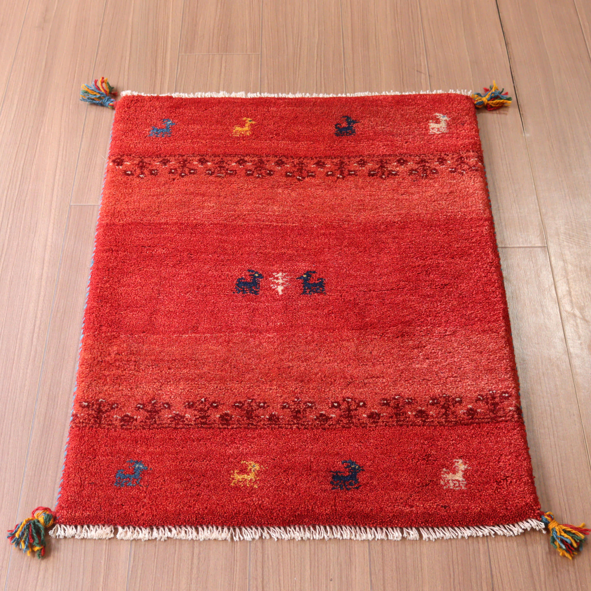 【15%OFF】ギャッベ 手織り イラン産 90x63cm レッド 羊と植物