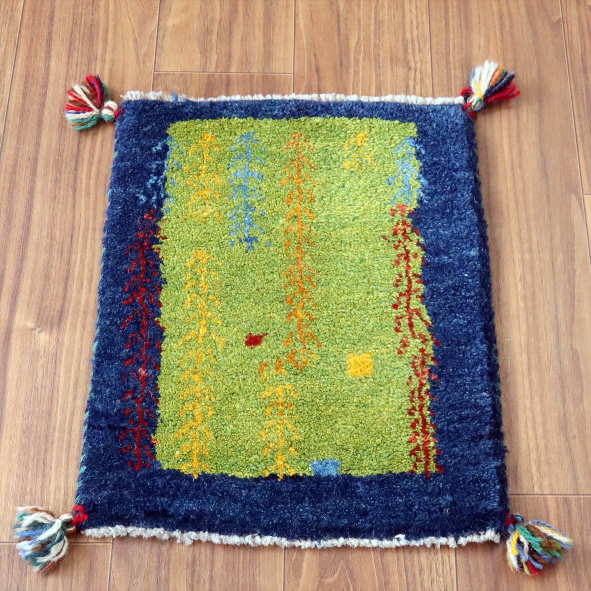 【15%OFF】ギャッベ ミニギャベ イラン　 50×38cm グリーン＆ブルー 連なる生命の木