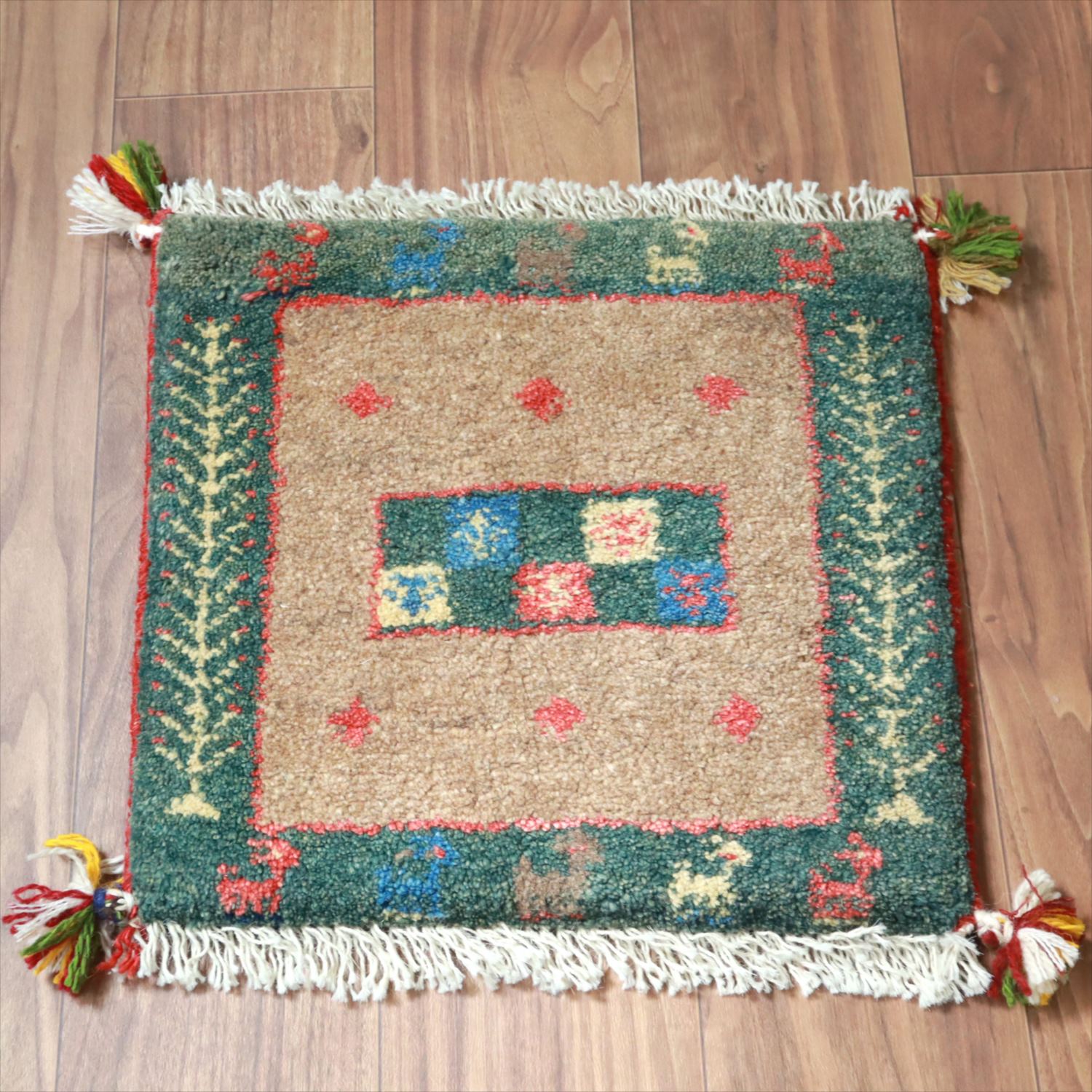 ギャッベ イラン産手織り 座布団サイズ 40x43cm