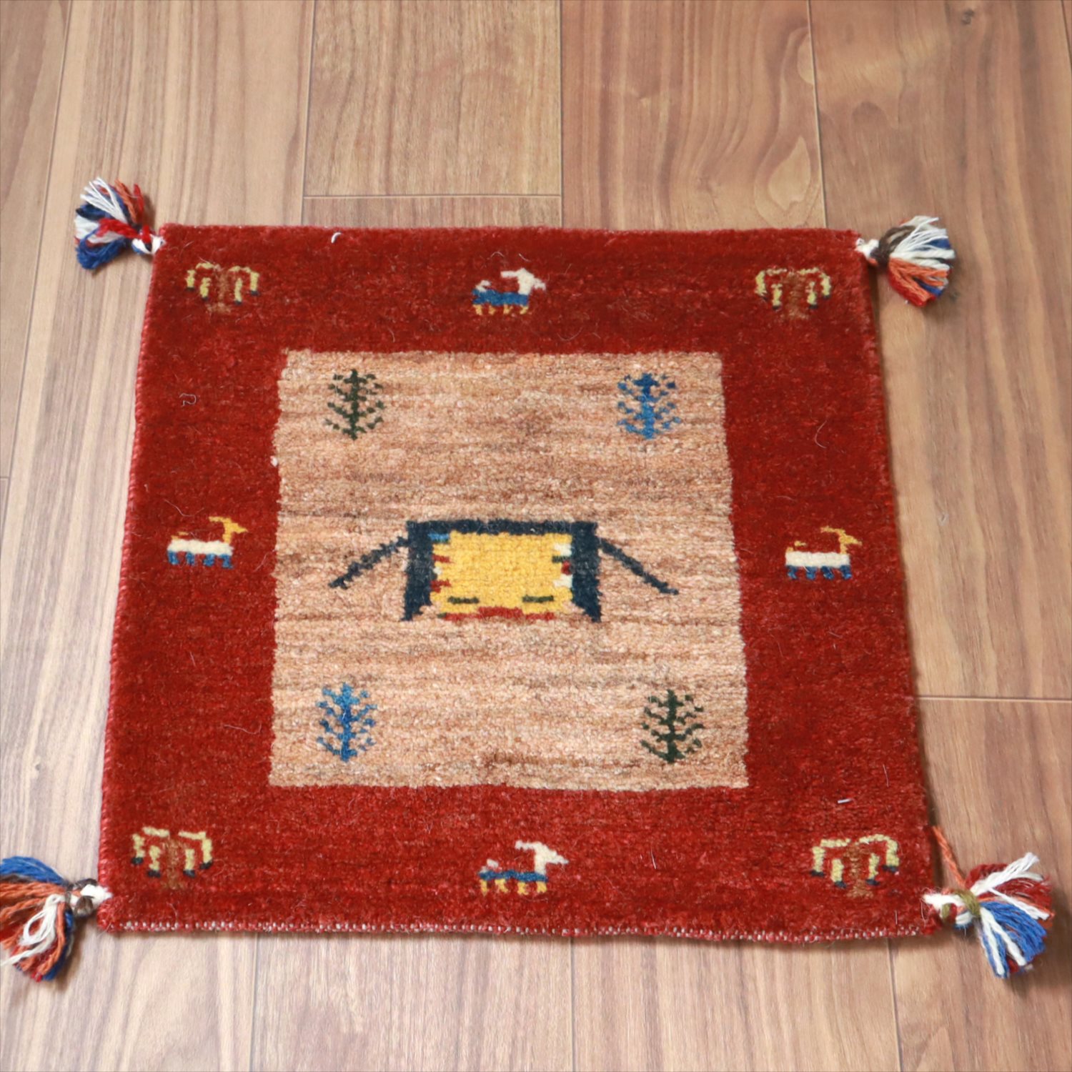 ギャッベ イラン産手織り 座布団サイズ 40x40cm