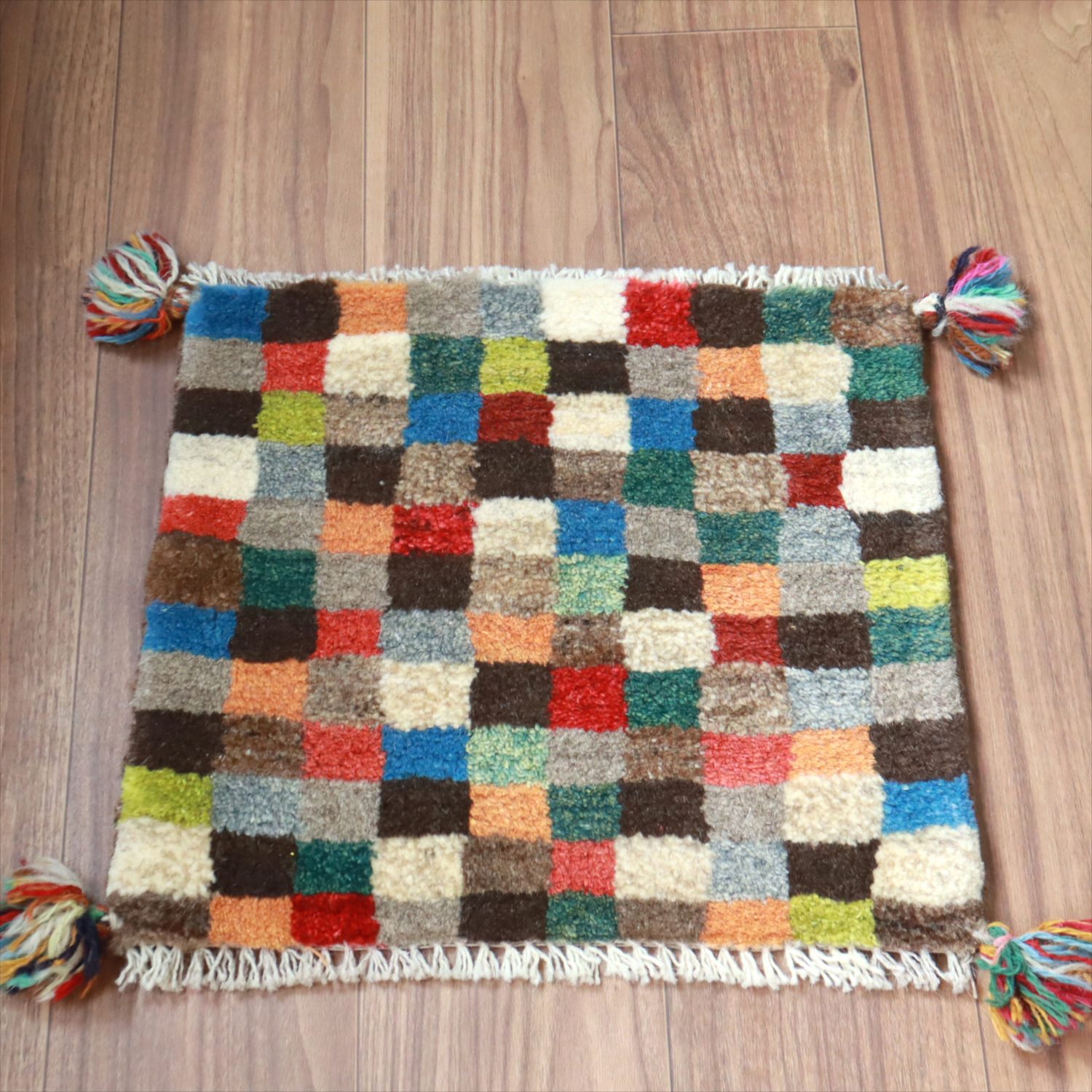 ギャッベ イラン産手織り 座布団サイズ 39x43cm