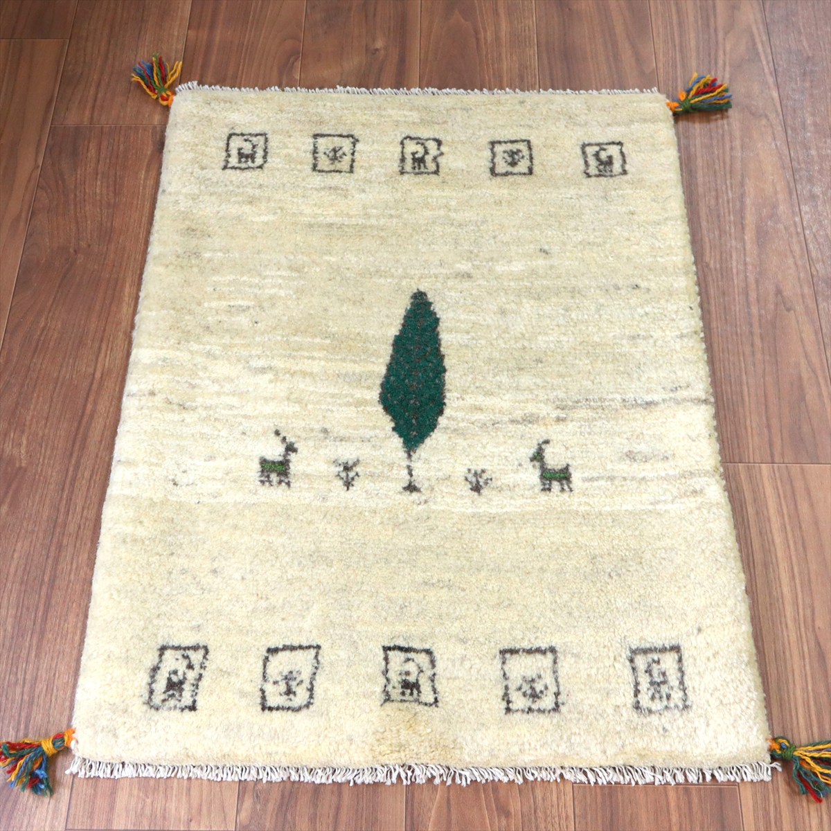 【15%OFF】ギャッベ イラン産手織り 85×65cm 玄関マット ナチュラルアイボリー 糸杉と動物モチーフ