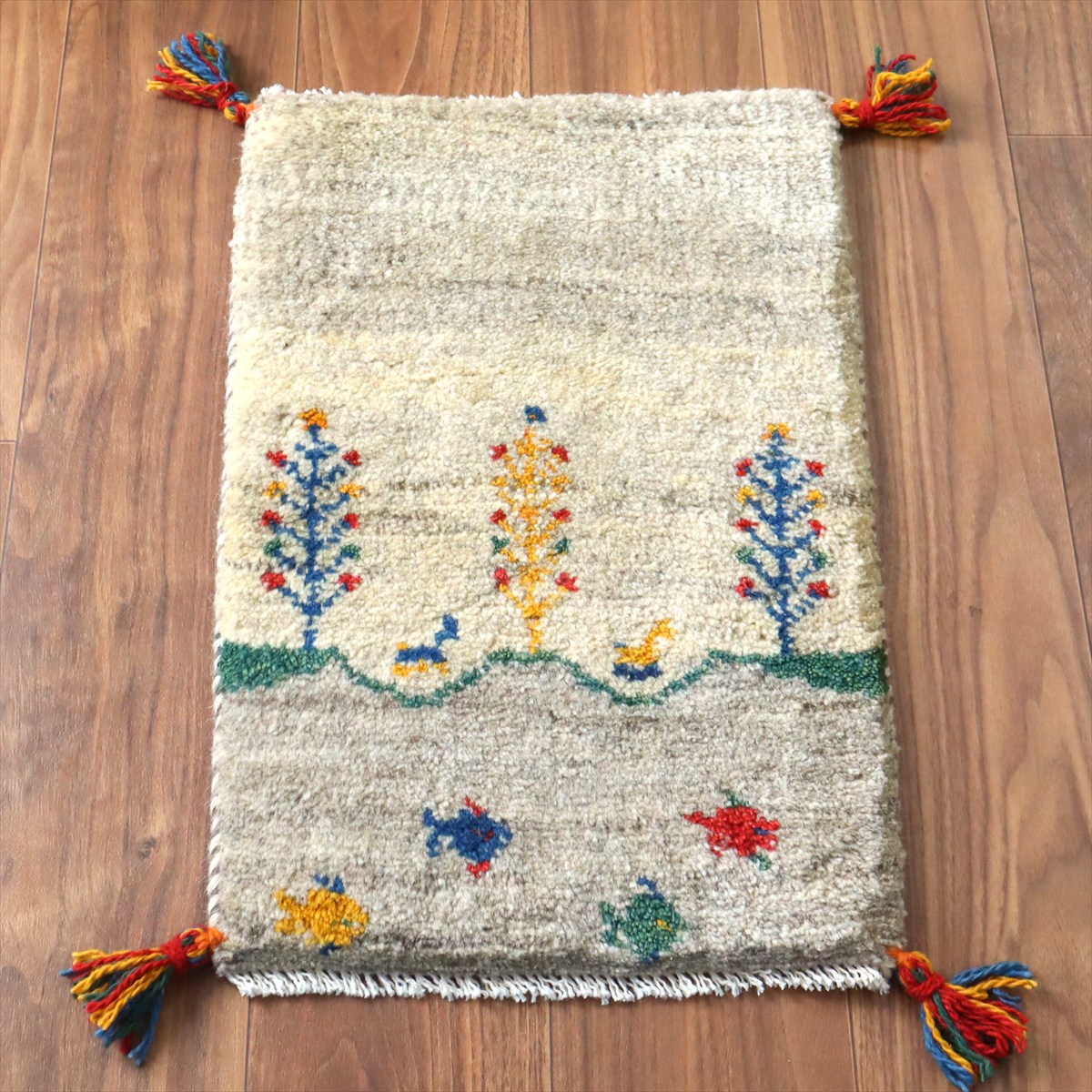 ギャッベ ミニギャベ イラン手織り 58×37cm ナチュラルアイボリー 生命の樹と魚と動物