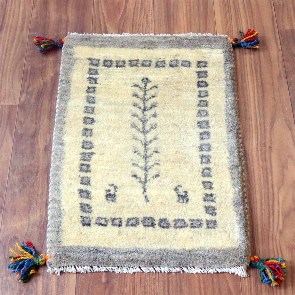 ギャッベ ミニギャベ イラン手織り 58×40cm ナチュラルアイボリー 生命の樹と動物