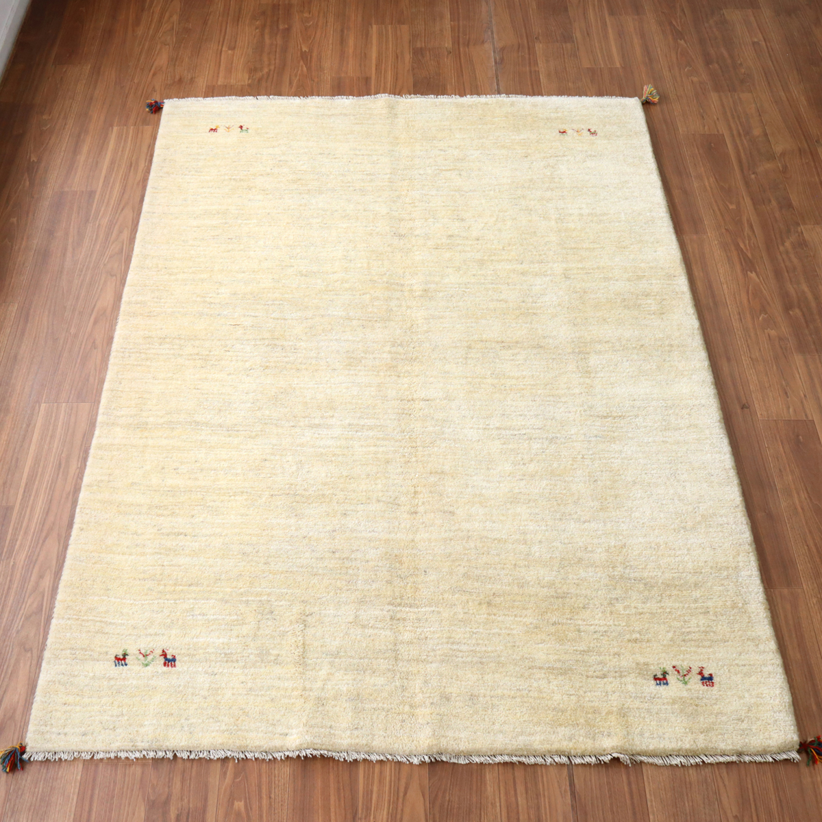 ギャッベ Gabbeh ナチュラルアイボリー 237×173cm イラン産 四隅に動物と生命の樹